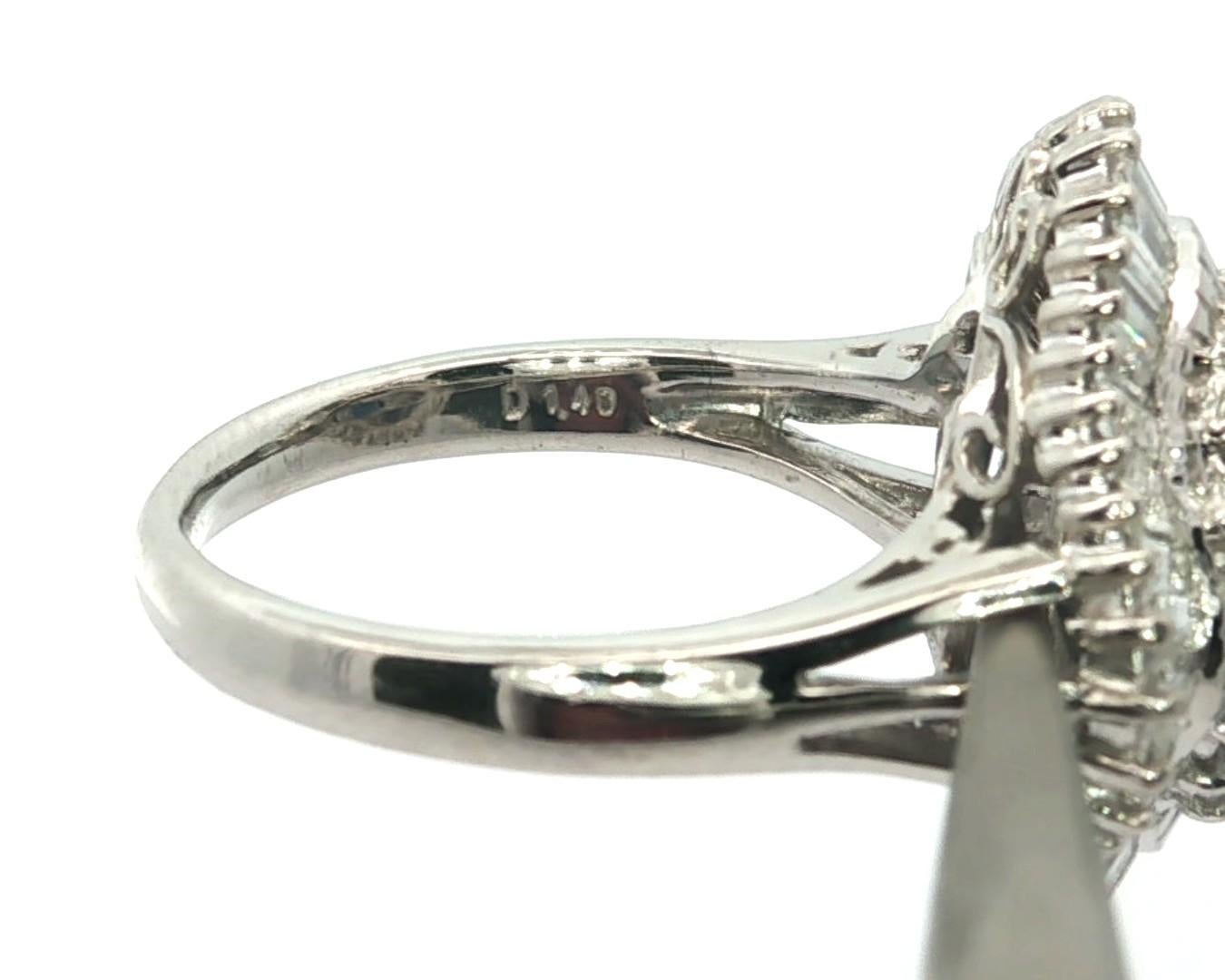 Bague ballerine en platine 3.21ctw Large Deep Blue Oval Sapphire Diamond Ballerina Statement Ring en vente 5