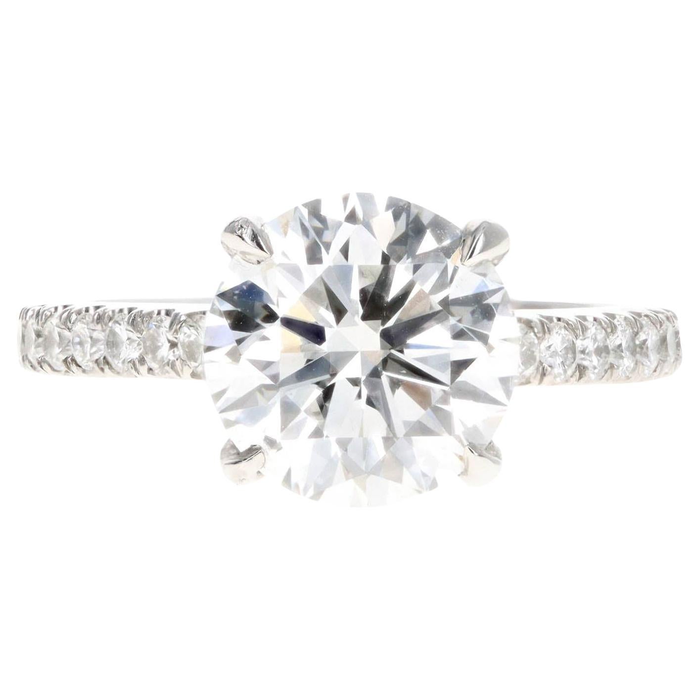 Bague de fiançailles en platine avec halo de diamants ronds brillants de 3,24 carats cachés