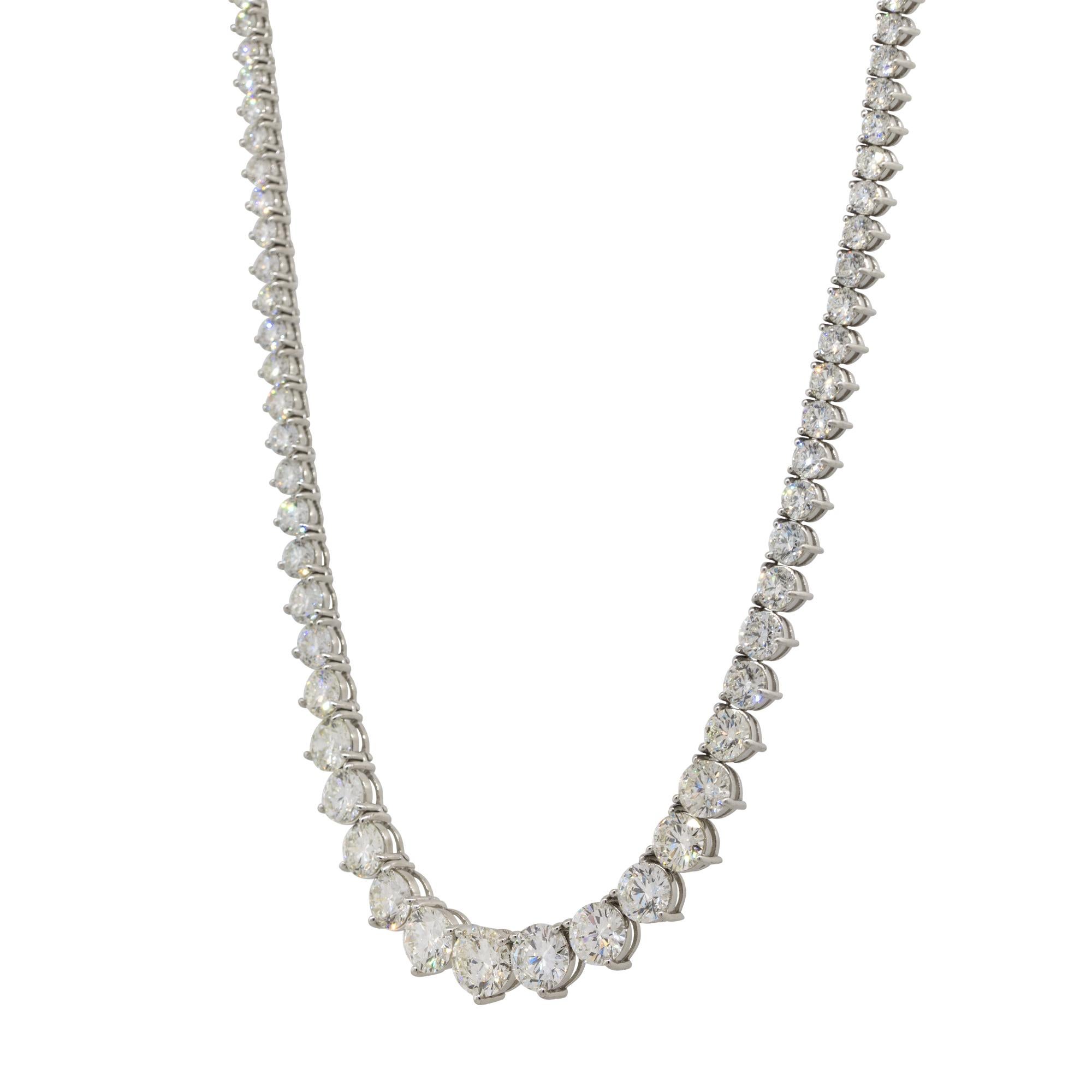 Platinum 32.40ctw Round Graduating Diamond Necklace In New Condition For Sale In Boca Raton, FL