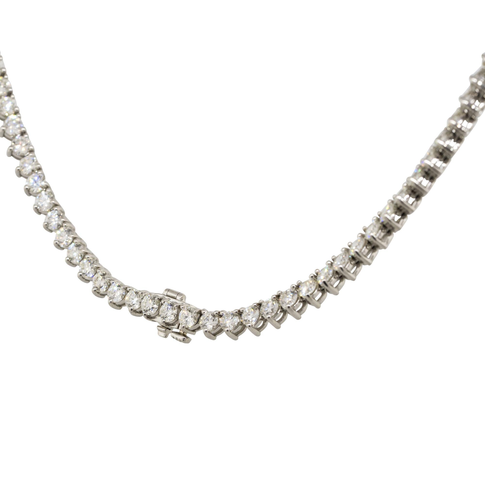 Women's or Men's Platinum 32.40ctw Round Graduating Diamond Necklace