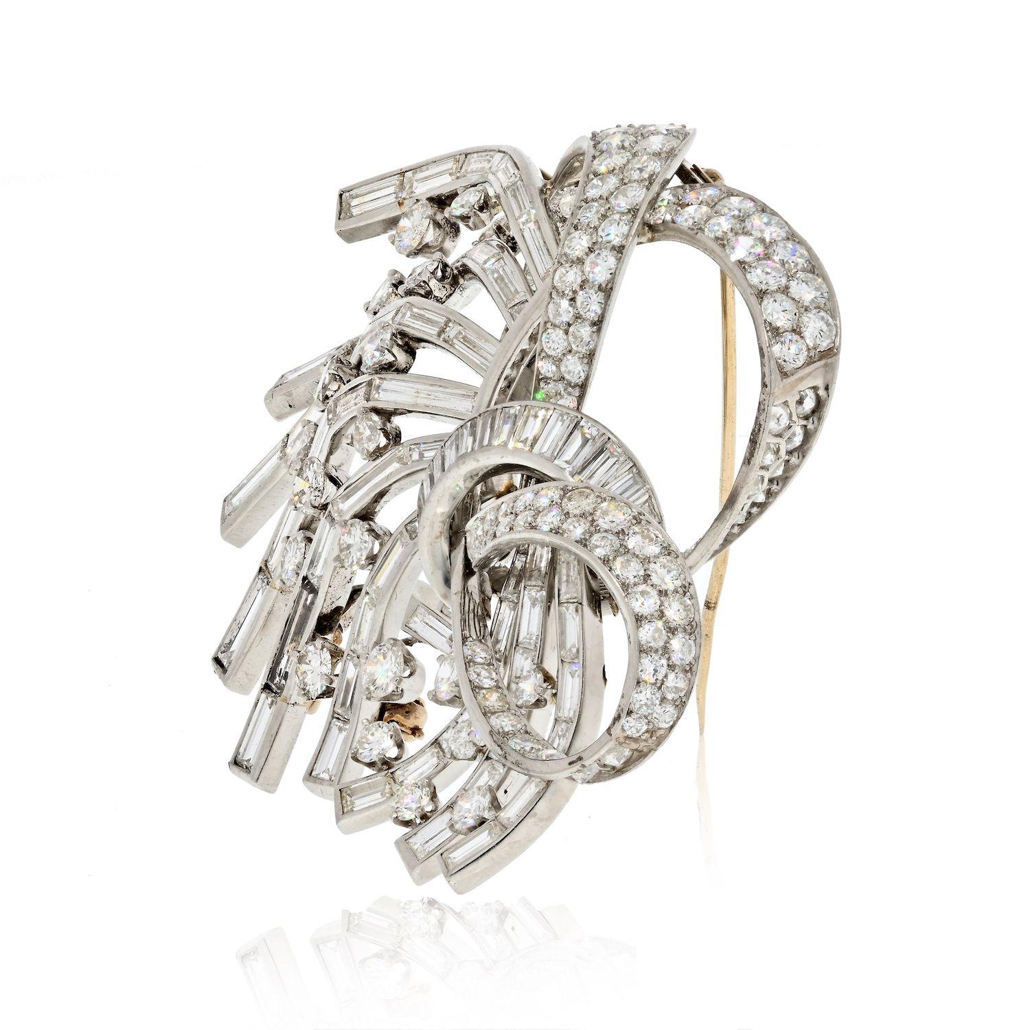 Baguette Cut Platinum 35 Carats Diamond Spray 1950's Brooch For Sale