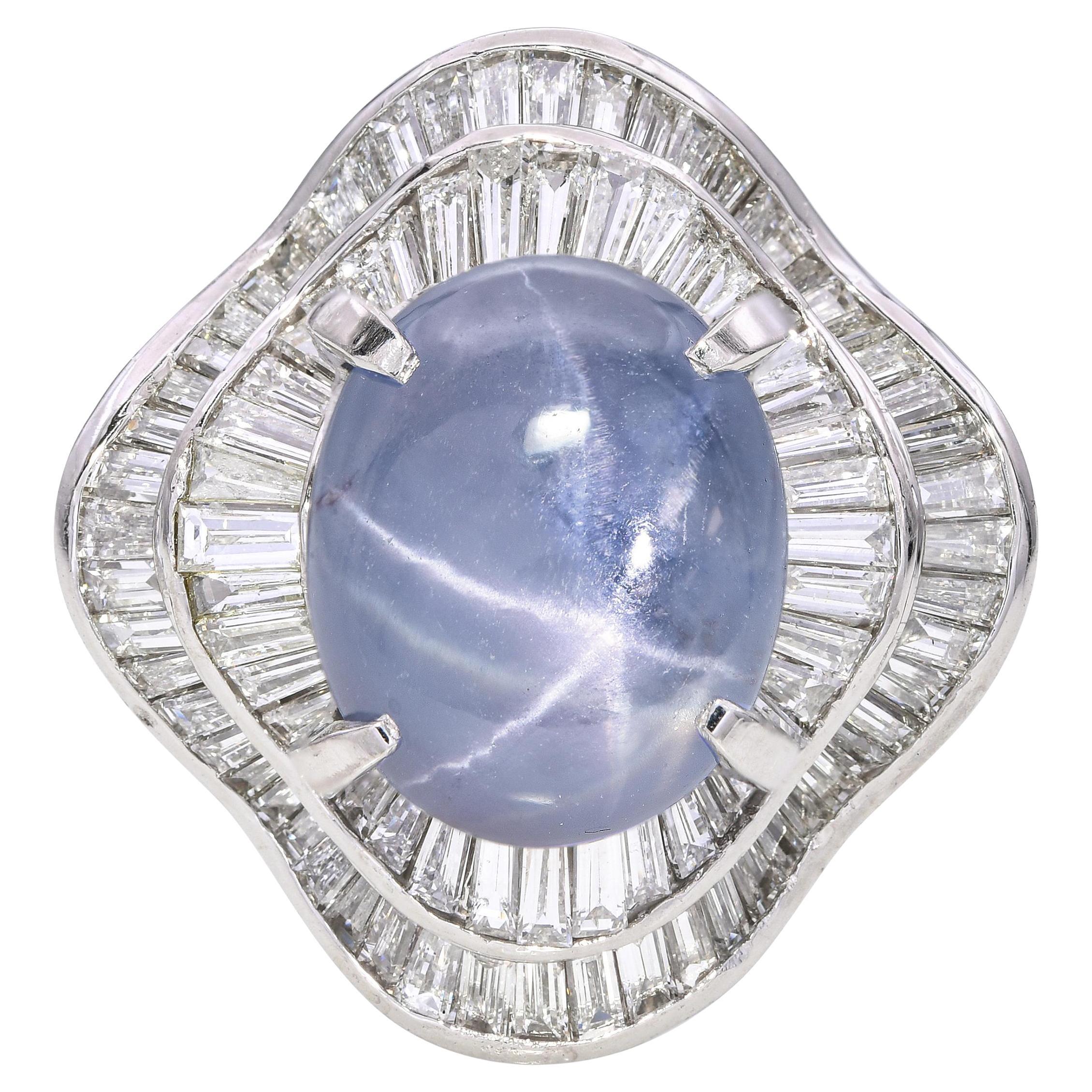 Zaffiro a stella in platino da 3,50 carati e diamante Baguette Halo in vendita