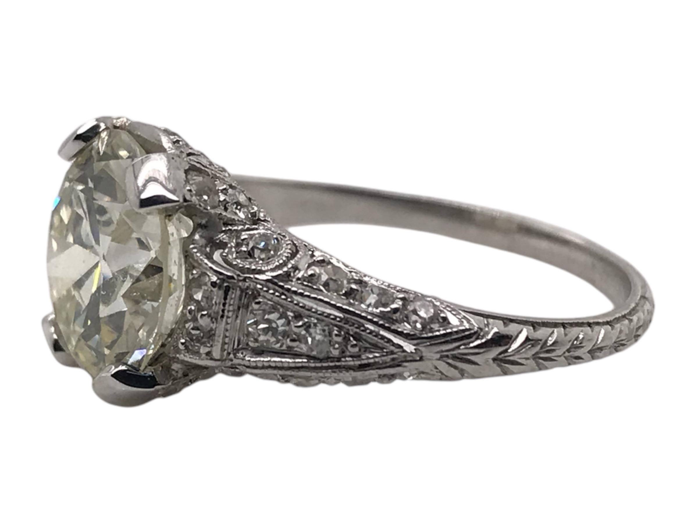 Women's Platinum 3.53 Carat Edwardian Era Diamond Engagement Ring For Sale