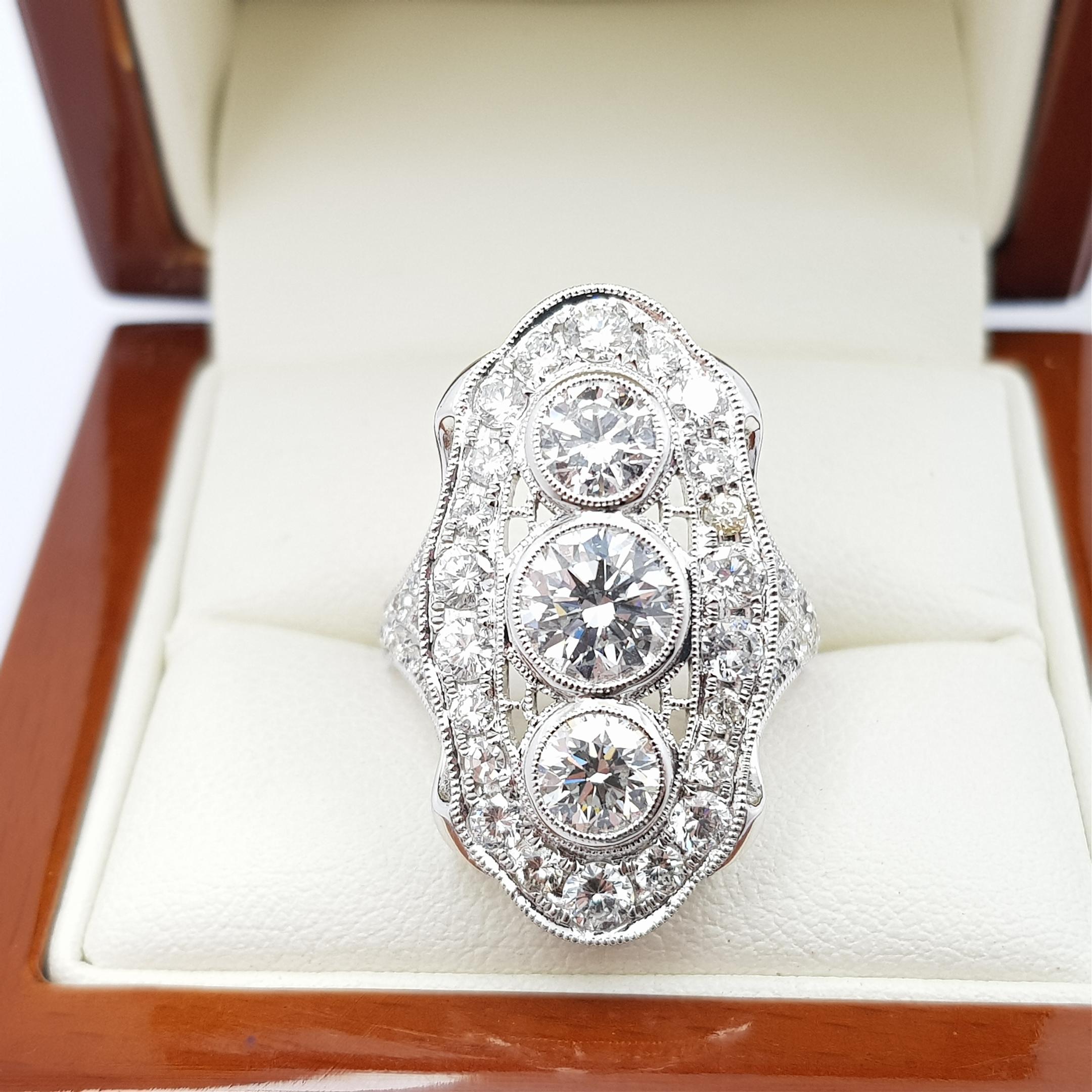 Platinum 3.5ct TW Diamond Vintage Style Cluster Ring Size N For Sale 1