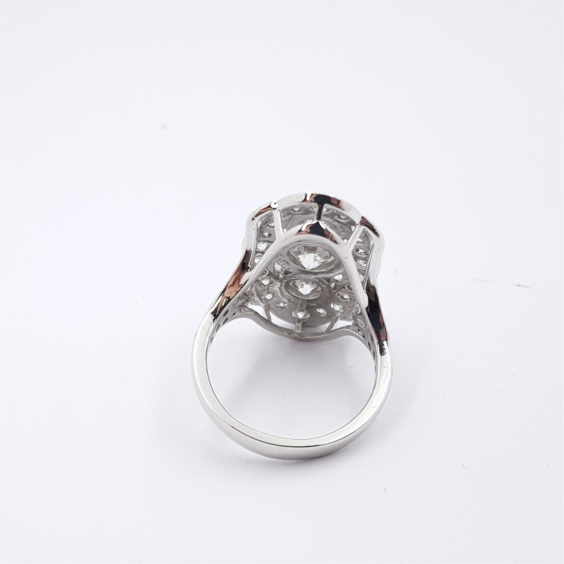 Platinum 3.5ct TW Diamond Vintage Style Cluster Ring Size N In New Condition For Sale In FORTITUDE VALLEY, QLD