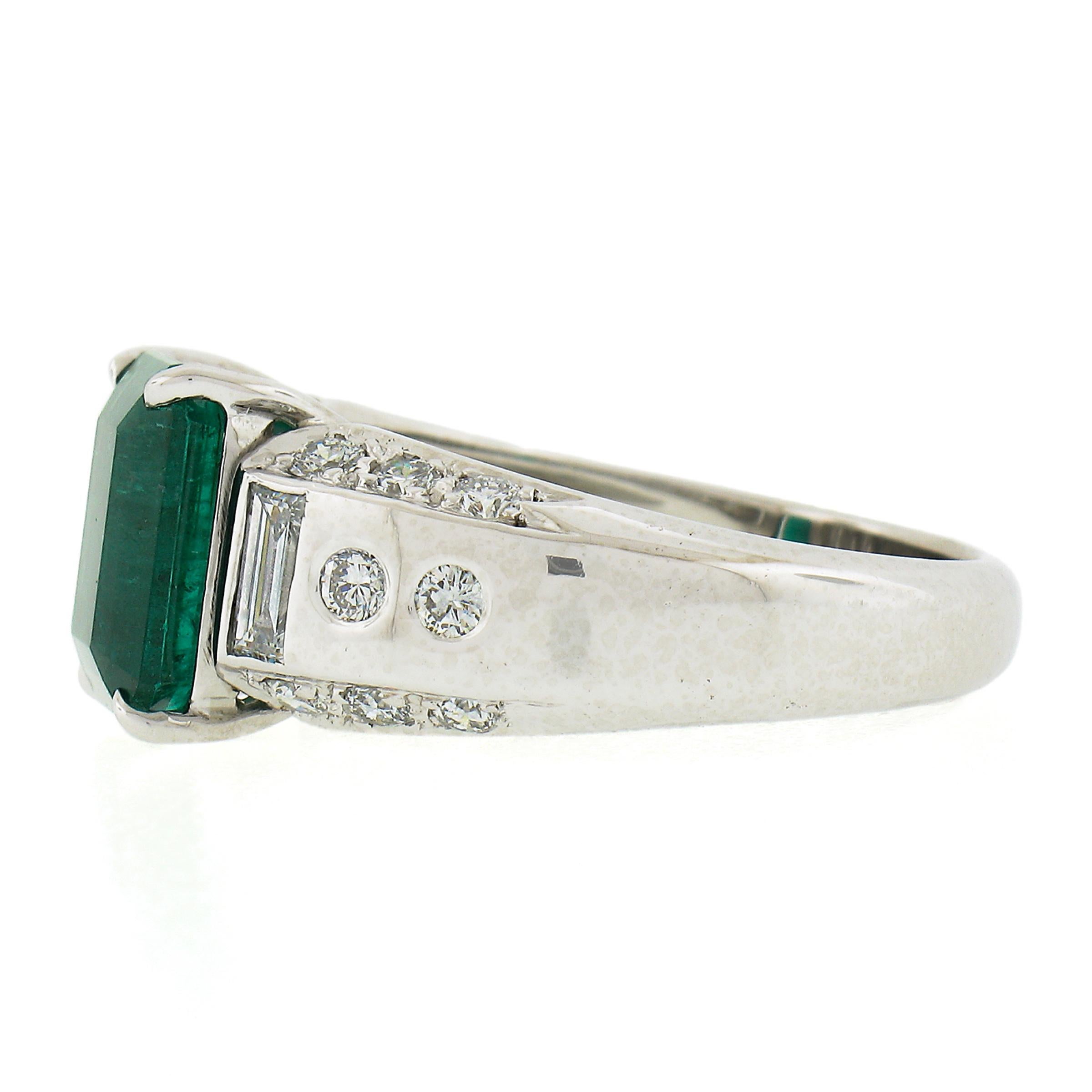 Women's Platinum 3.67ctw GIA Octagonal Green Emerald w/ Baguette & Round Diamond Ring For Sale