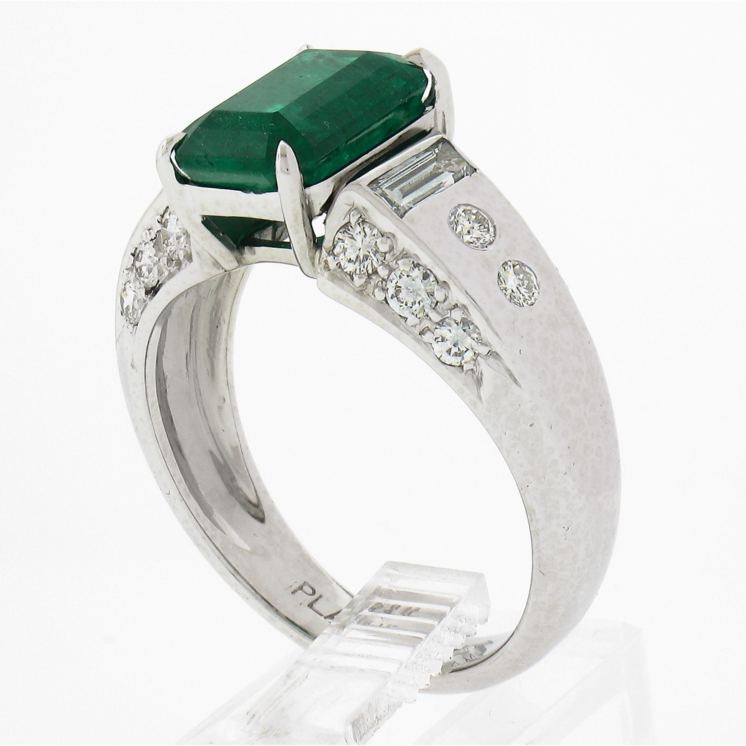 Platinum 3.67ctw GIA Octagonal Green Emerald w/ Baguette & Round Diamond Ring For Sale 3