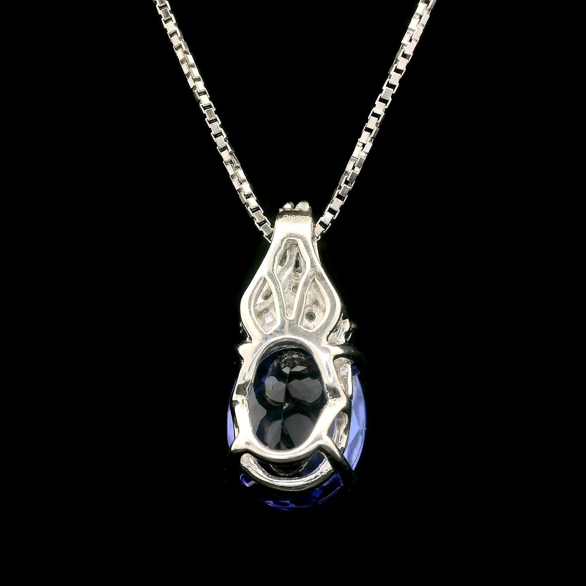 Platin 3,6ctw Oval Tansanit & Diamant Slide Drop Anhänger verstellbare Halskette (Ovalschliff) im Angebot