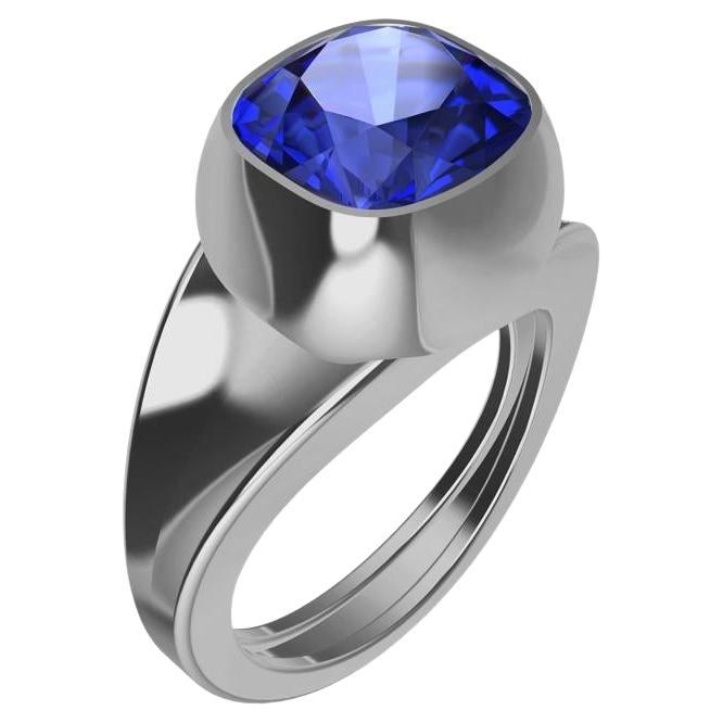 En vente :  Bague en platine de 4,0 carats, saphir bleu taillé en coussin, sculpture