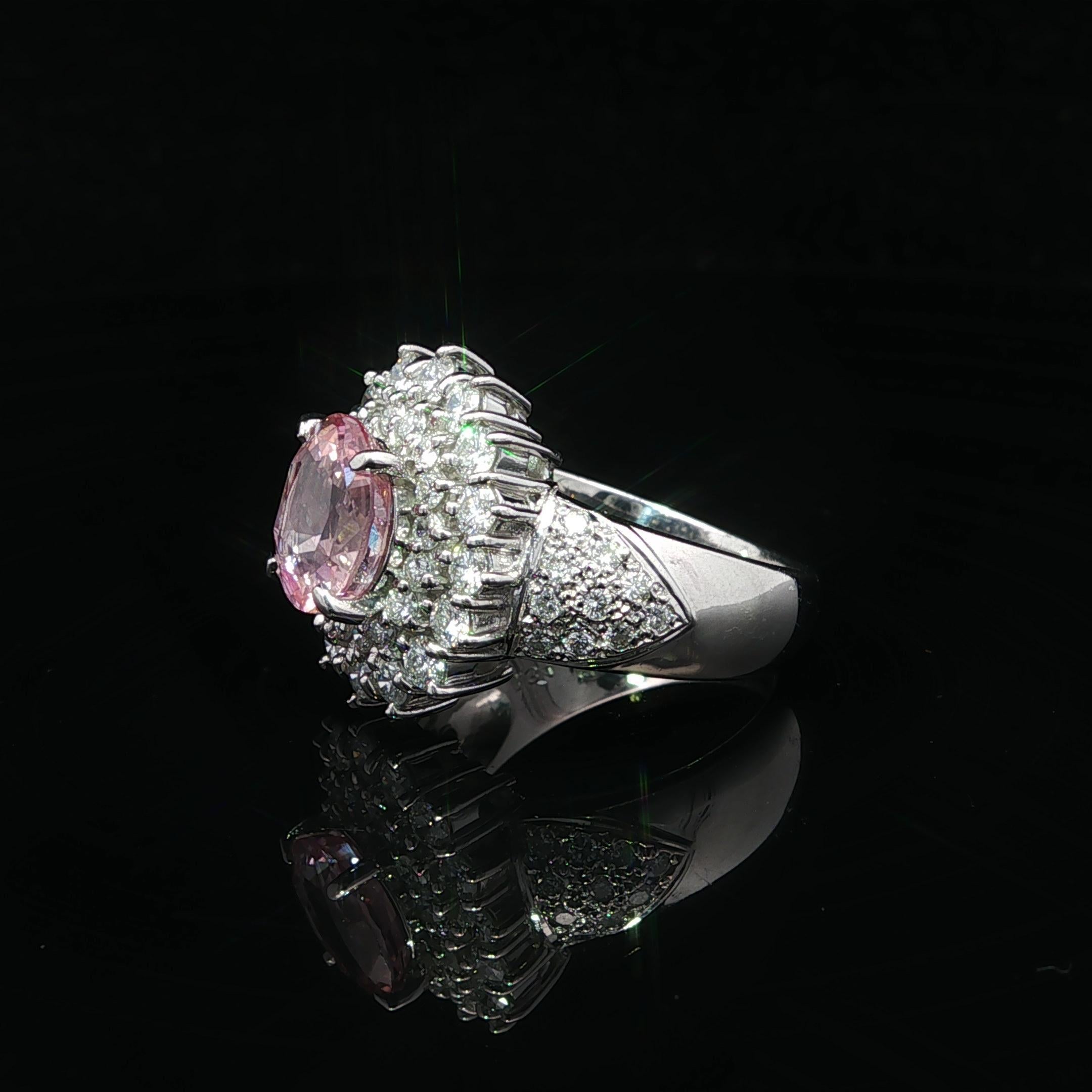 Anello in platino con zaffiro Padparadscha di Ceylon e diamanti 4,01ct GIA No Heat in vendita 8