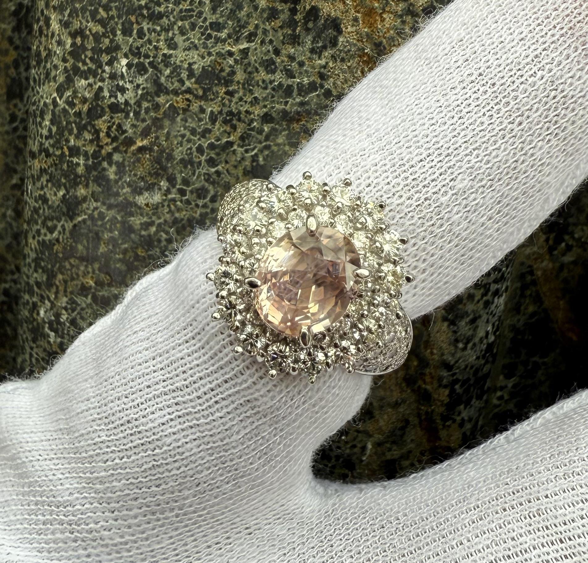 Anello in platino con zaffiro Padparadscha di Ceylon e diamanti 4,01ct GIA No Heat in vendita 2
