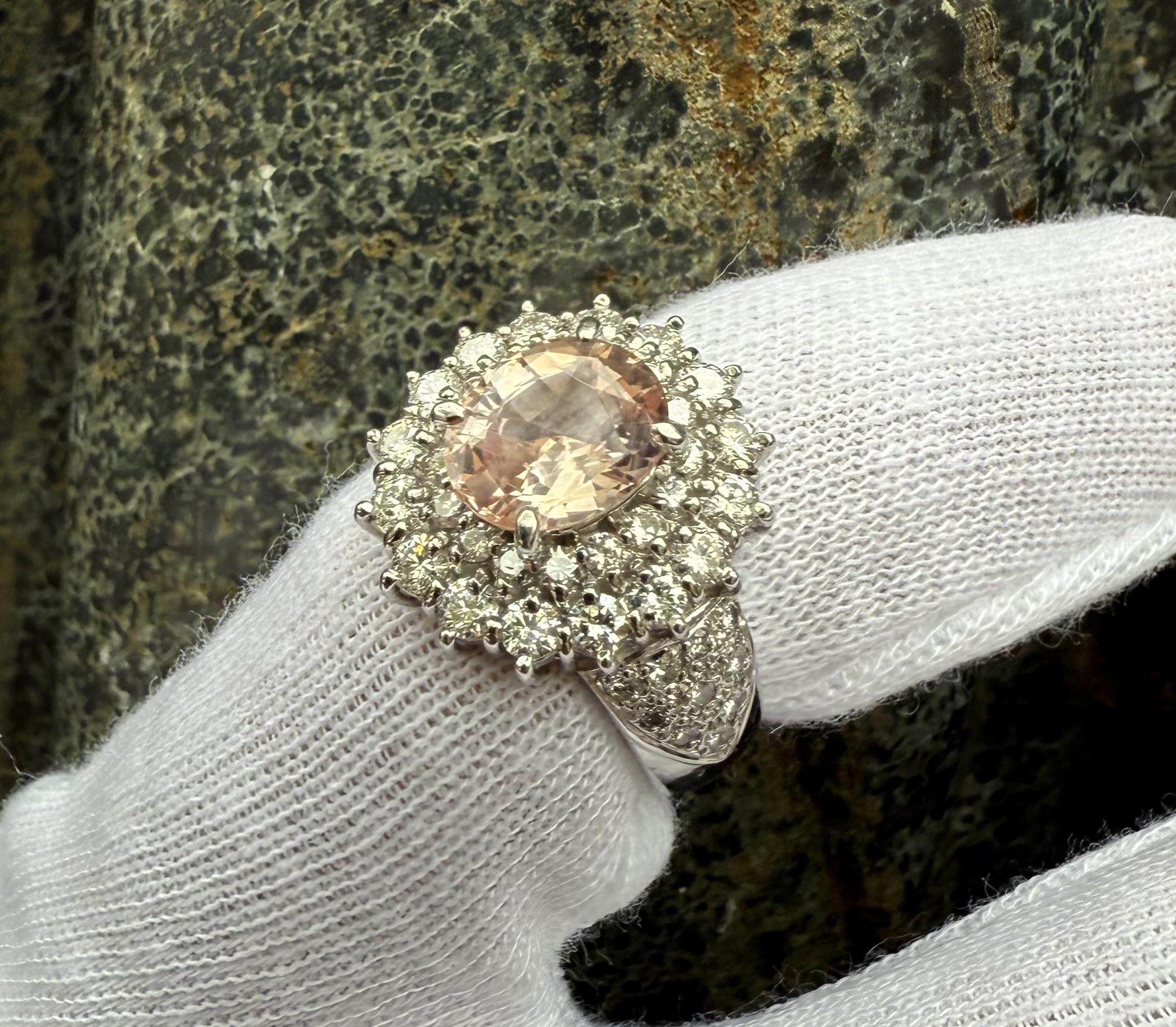 Anello in platino con zaffiro Padparadscha di Ceylon e diamanti 4,01ct GIA No Heat in vendita 3