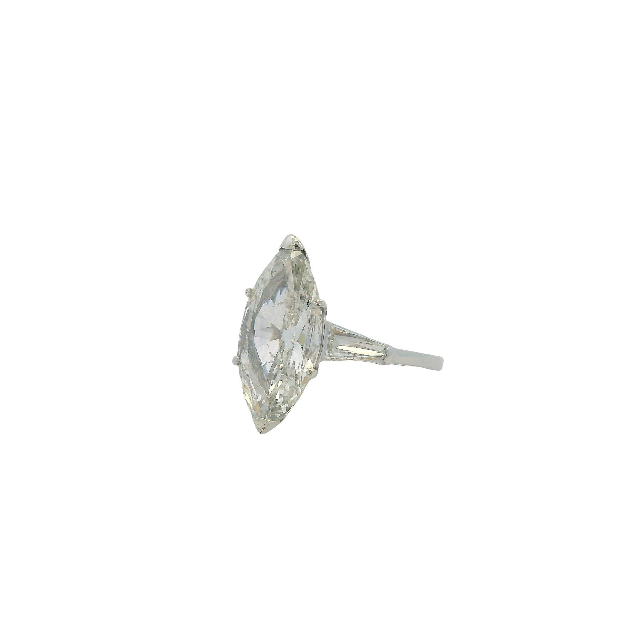 Taille Marquise Bague de fiançailles en platine avec diamant naturel taillé en marquise de 4,03ct en vente