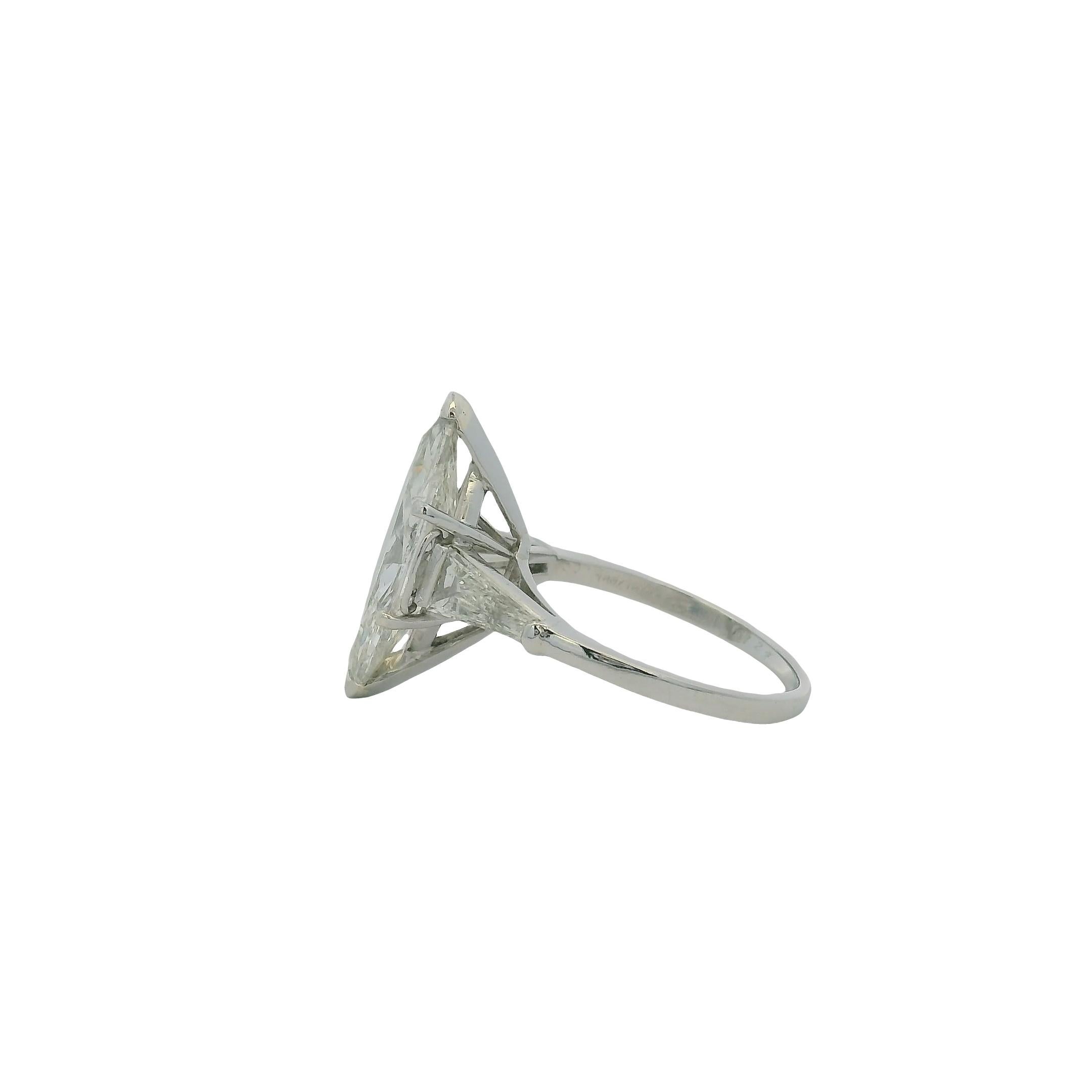 Bague de fiançailles en platine avec diamant naturel taillé en marquise de 4,03ct Excellent état - En vente à Boca Raton, FL