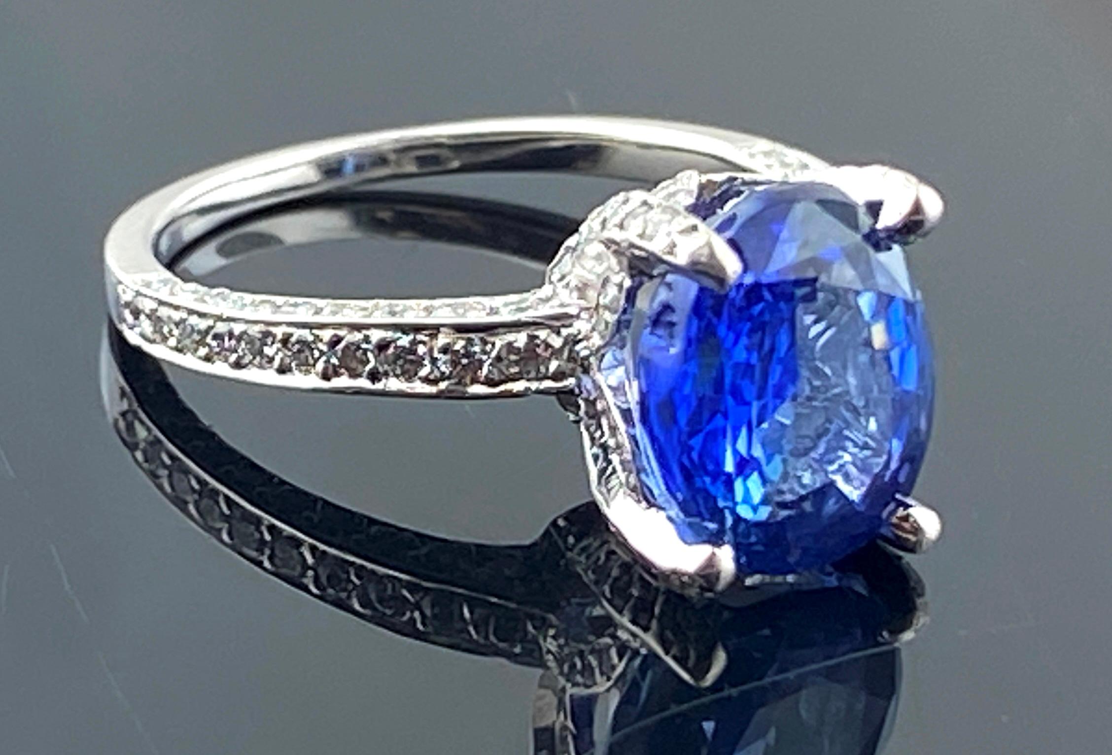 Platinum 4.06 Carat Blue Sapphire and Diamond Ring For Sale 1