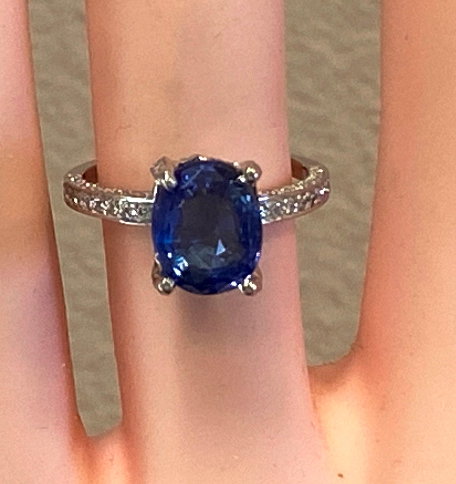 Platinum 4.06 Carat Blue Sapphire and Diamond Ring For Sale 2