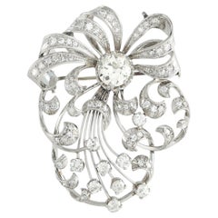 Broche victoriano de platino con 4,07 ct de diamantes MF26-030326