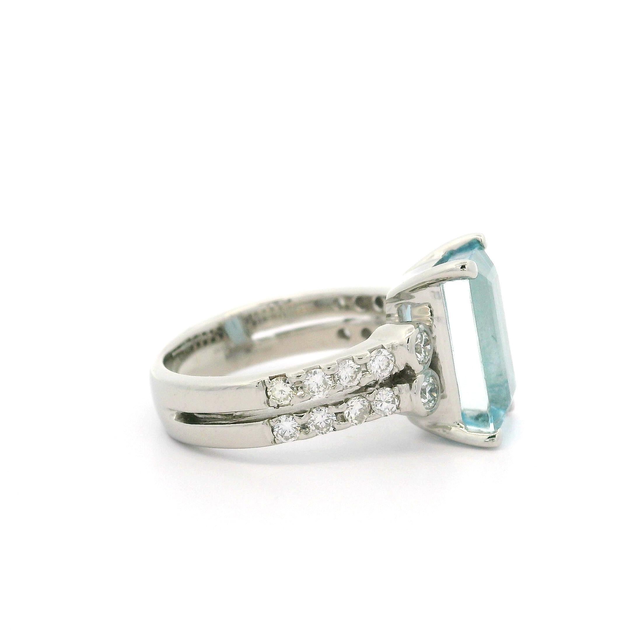 Platinum 4.09ctw Long Emerald Cut Aquamarine & Diamond Split Shank Ring For Sale 4