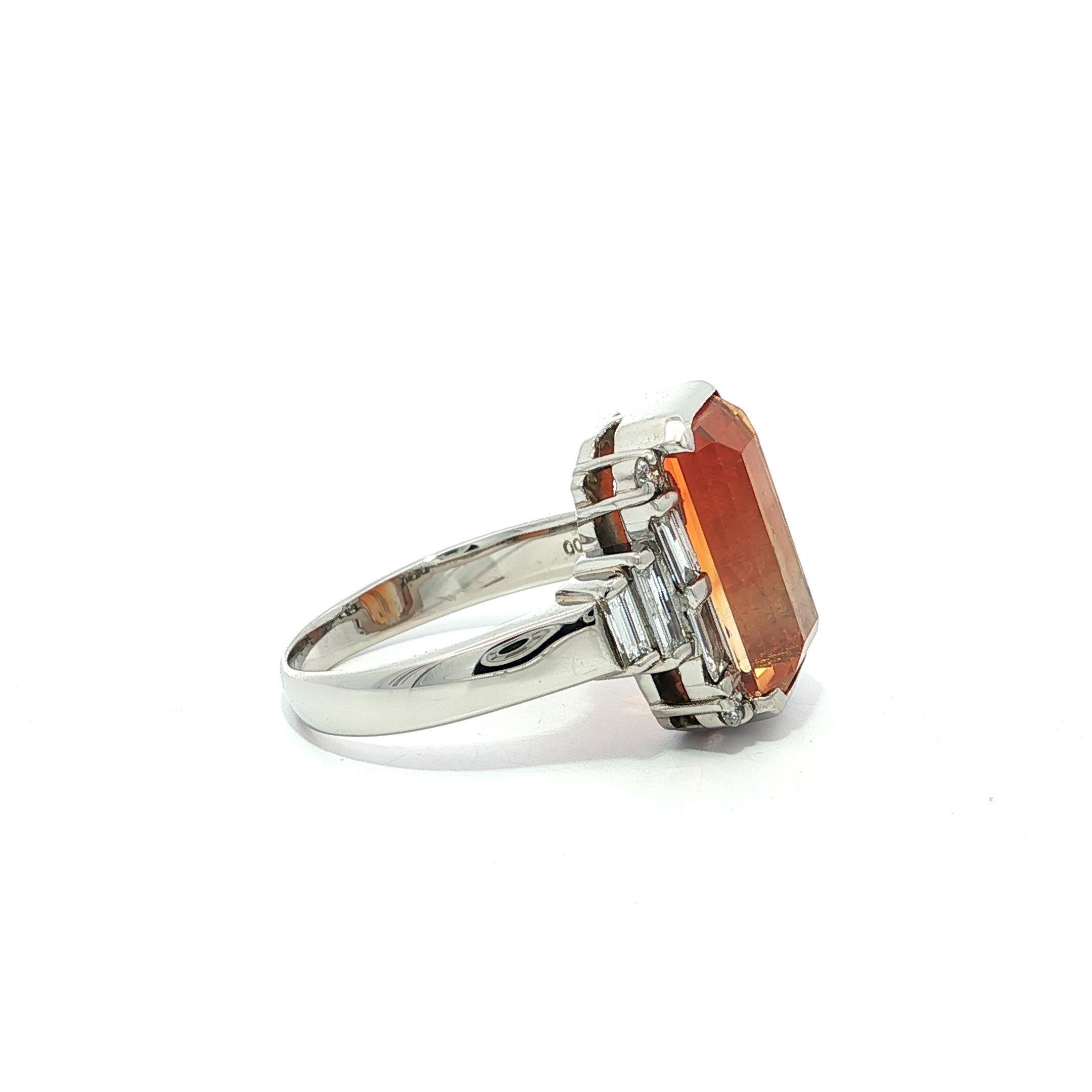 Platin 4,2ctw Facettiert Smaragd Schliff Bi-Color Orange Feuer Opal Schritt Diamant Ring im Angebot 3