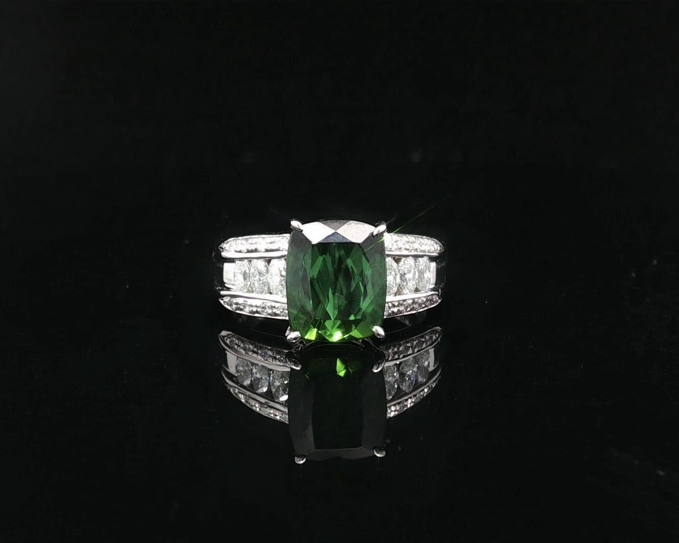 Platin 4,36ctw Cushion Cut Turmalin Marquise Runde Diamant Ring im Angebot 6