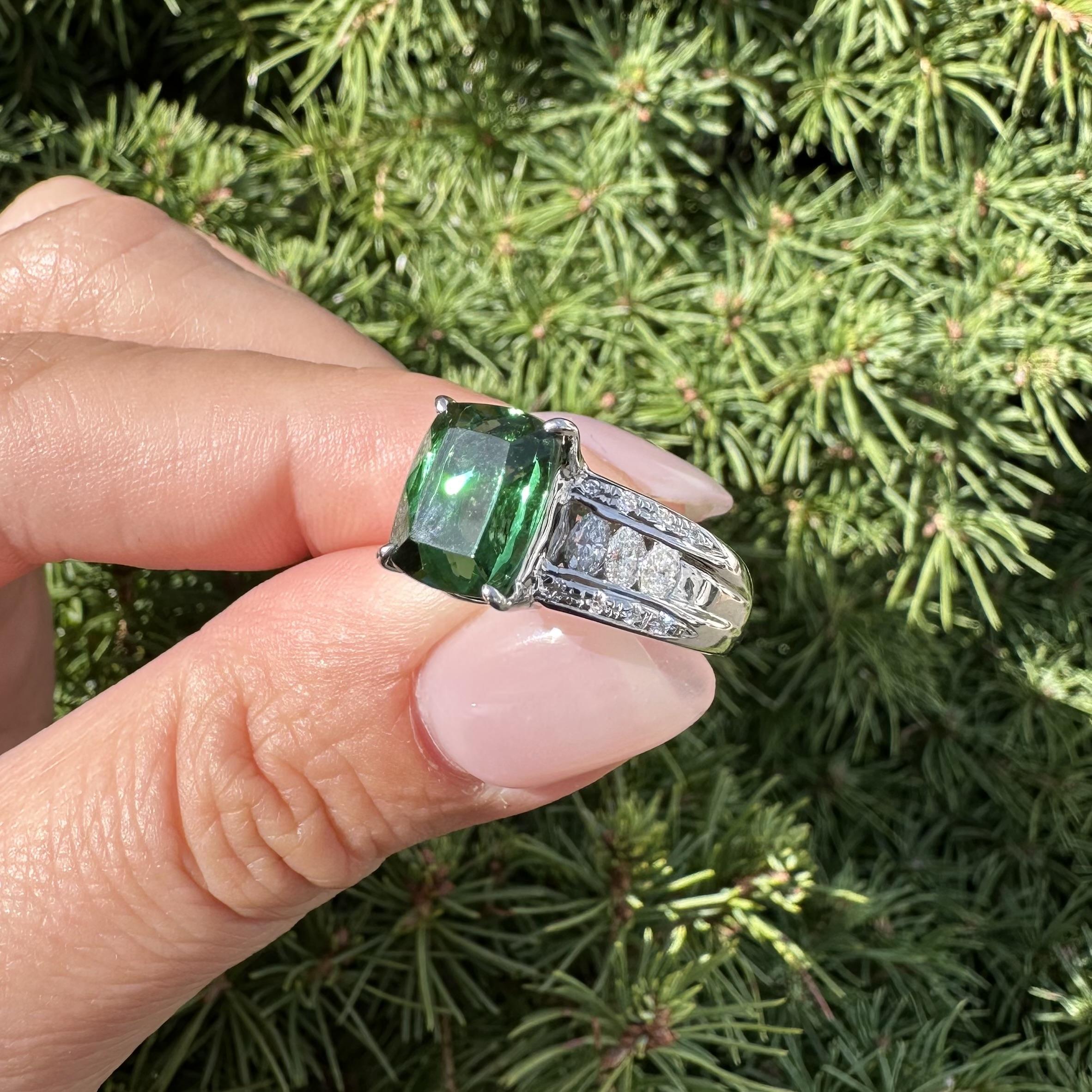 Platin 4,36ctw Cushion Cut Turmalin Marquise Runde Diamant Ring im Zustand „Hervorragend“ im Angebot in Montclair, NJ