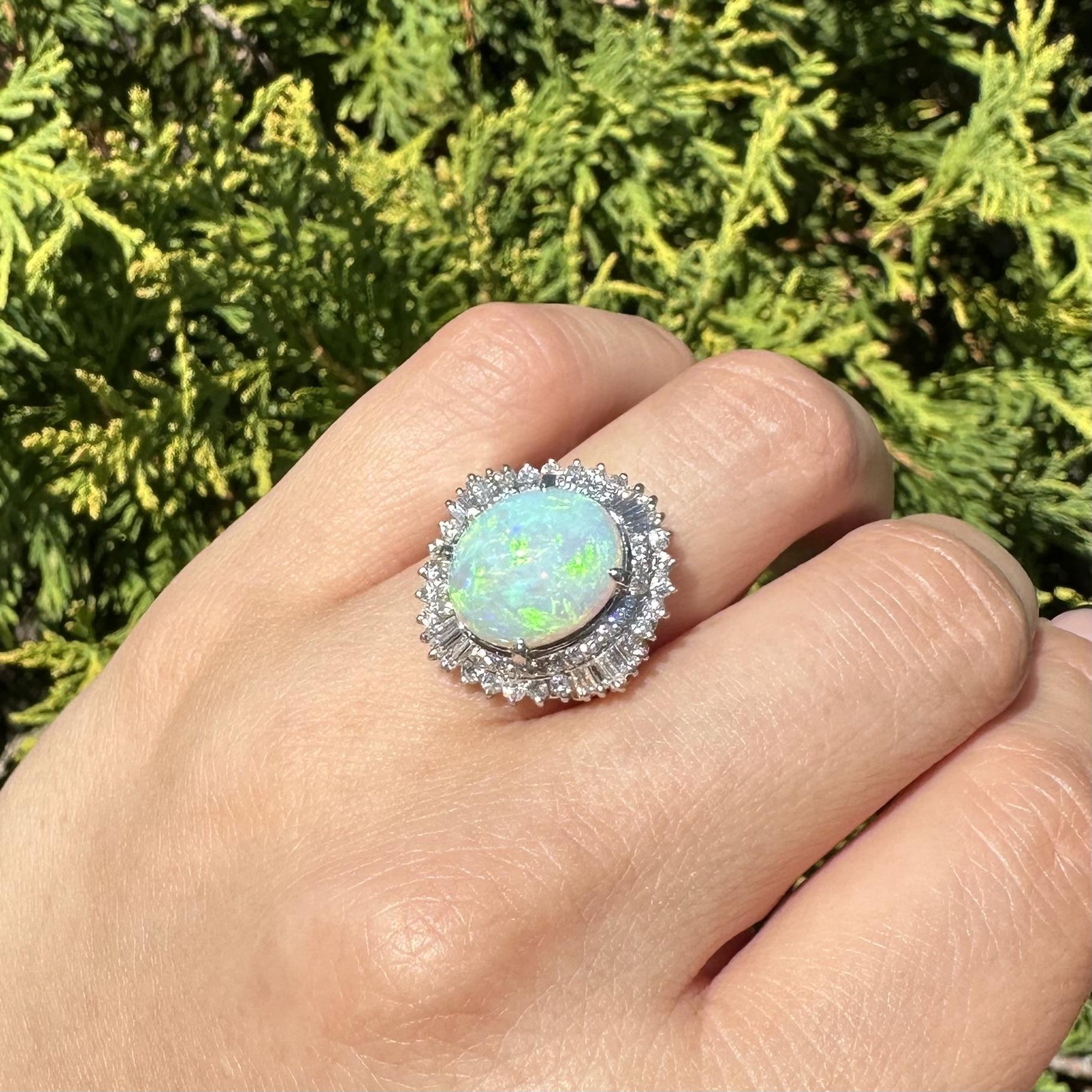 Platin 4,64ctw große ovale Cabochon bunte Opal w / Diamant Ballerina Ring im Angebot 10