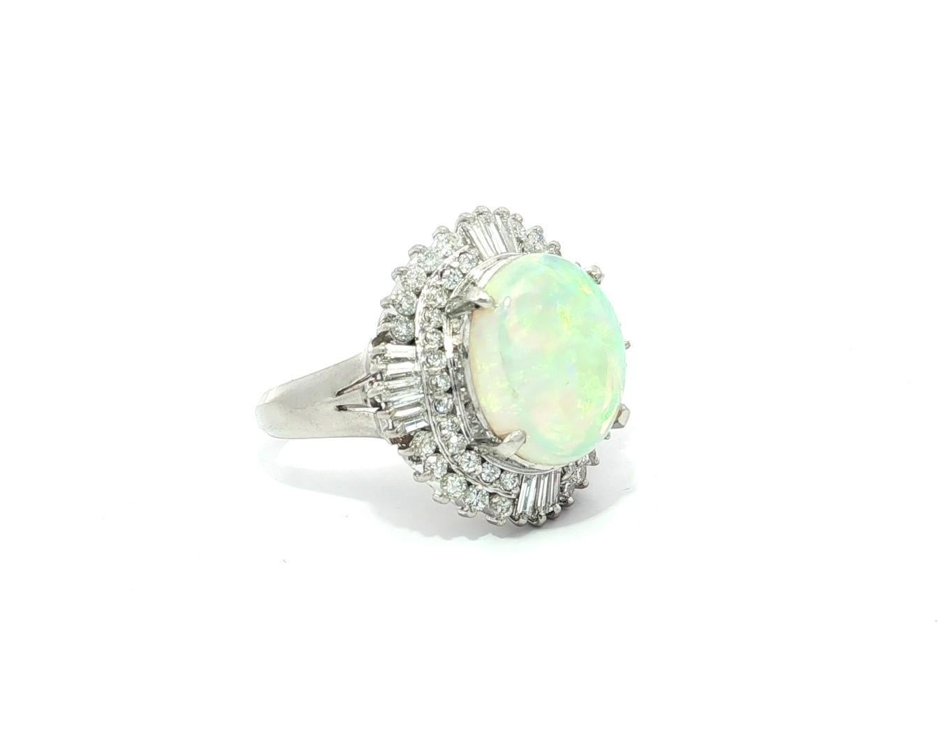 Platin 4,64ctw große ovale Cabochon bunte Opal w / Diamant Ballerina Ring im Angebot 3
