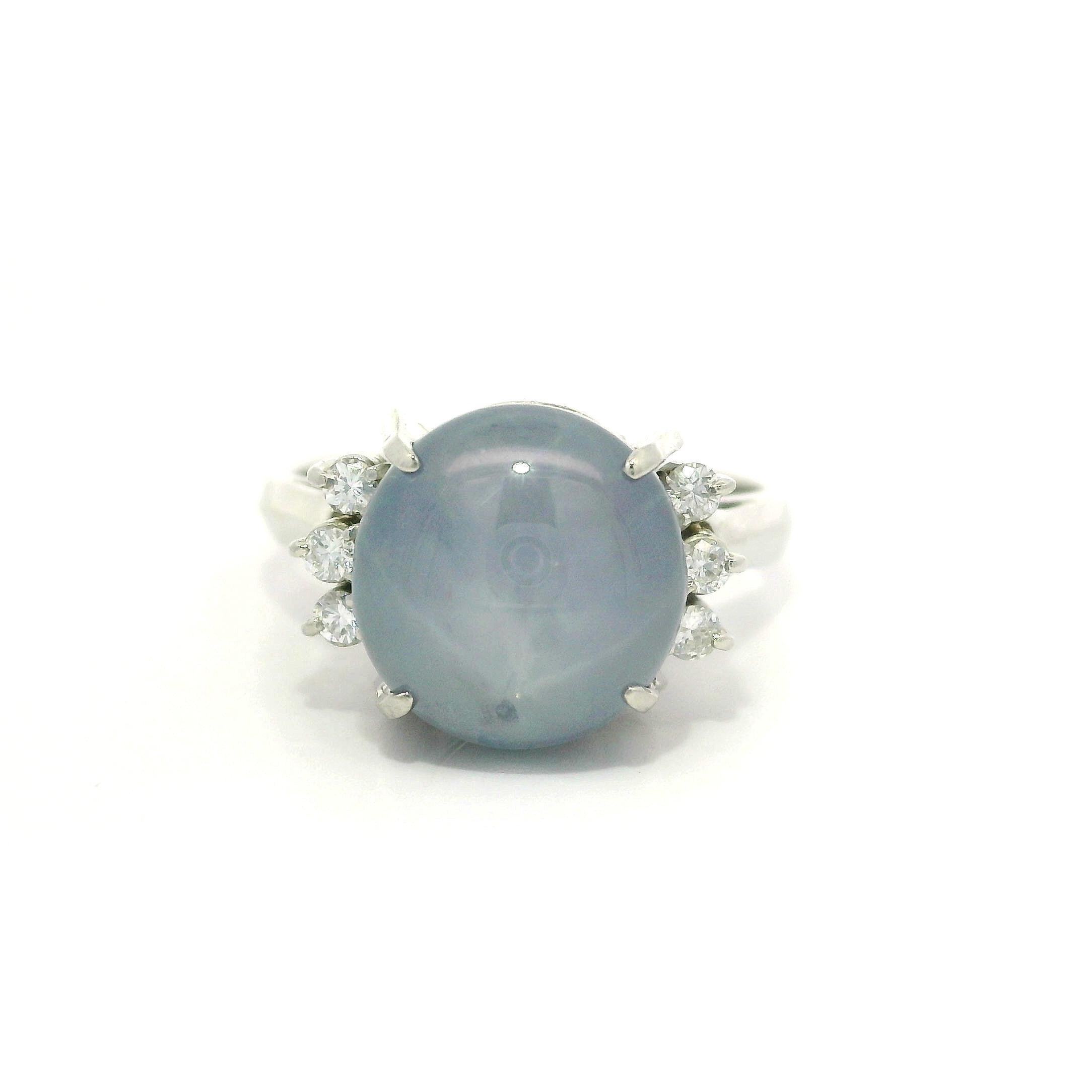 Platin 4,85ctw Cabochon Vivid Star Sapphire & Diamant Seiten Ring im Angebot 6