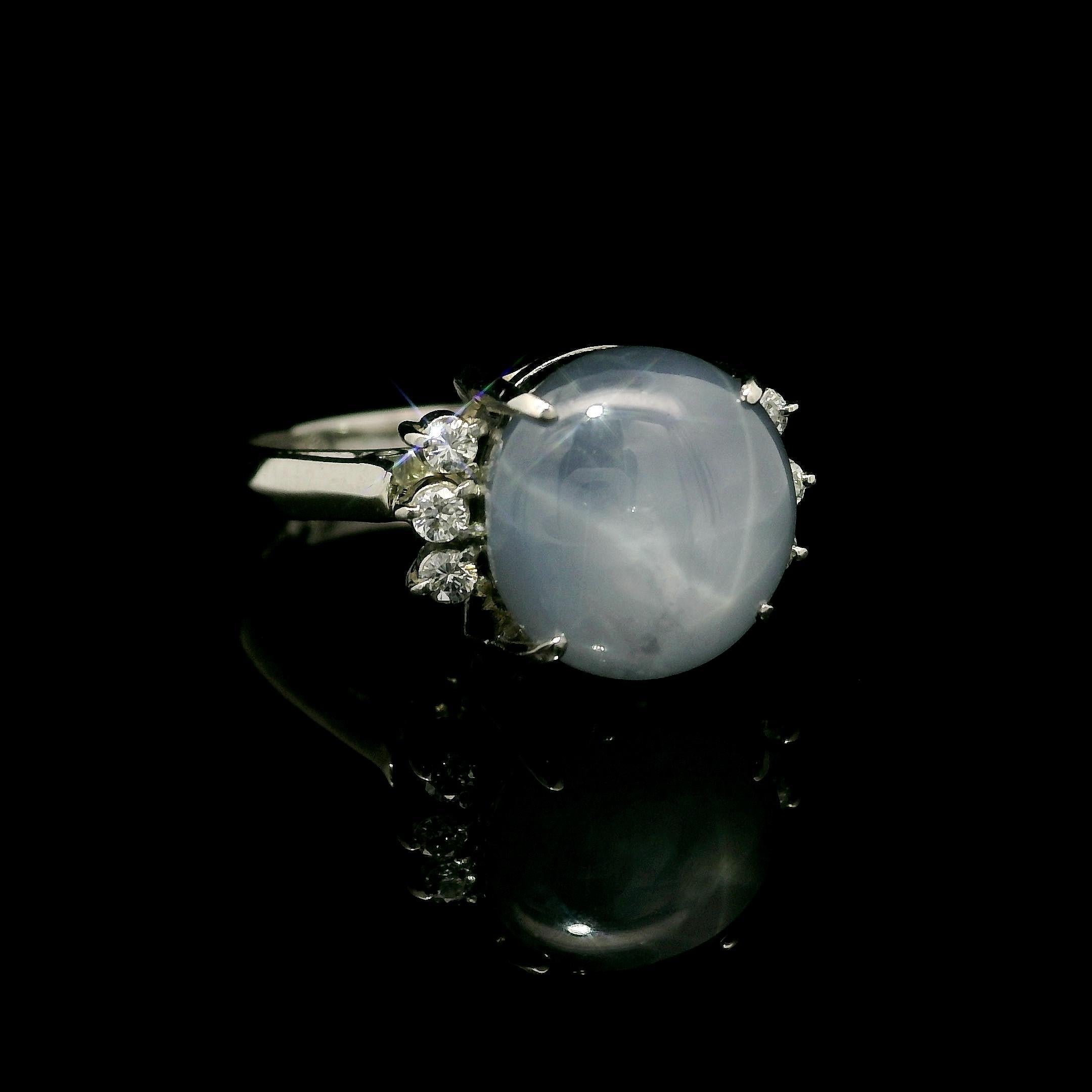 Platin 4,85ctw Cabochon Vivid Star Sapphire & Diamant Seiten Ring im Angebot 7