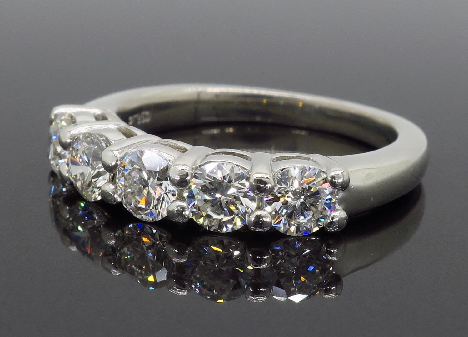 Platinum 5-Stone Diamond Band In Excellent Condition In Webster, NY