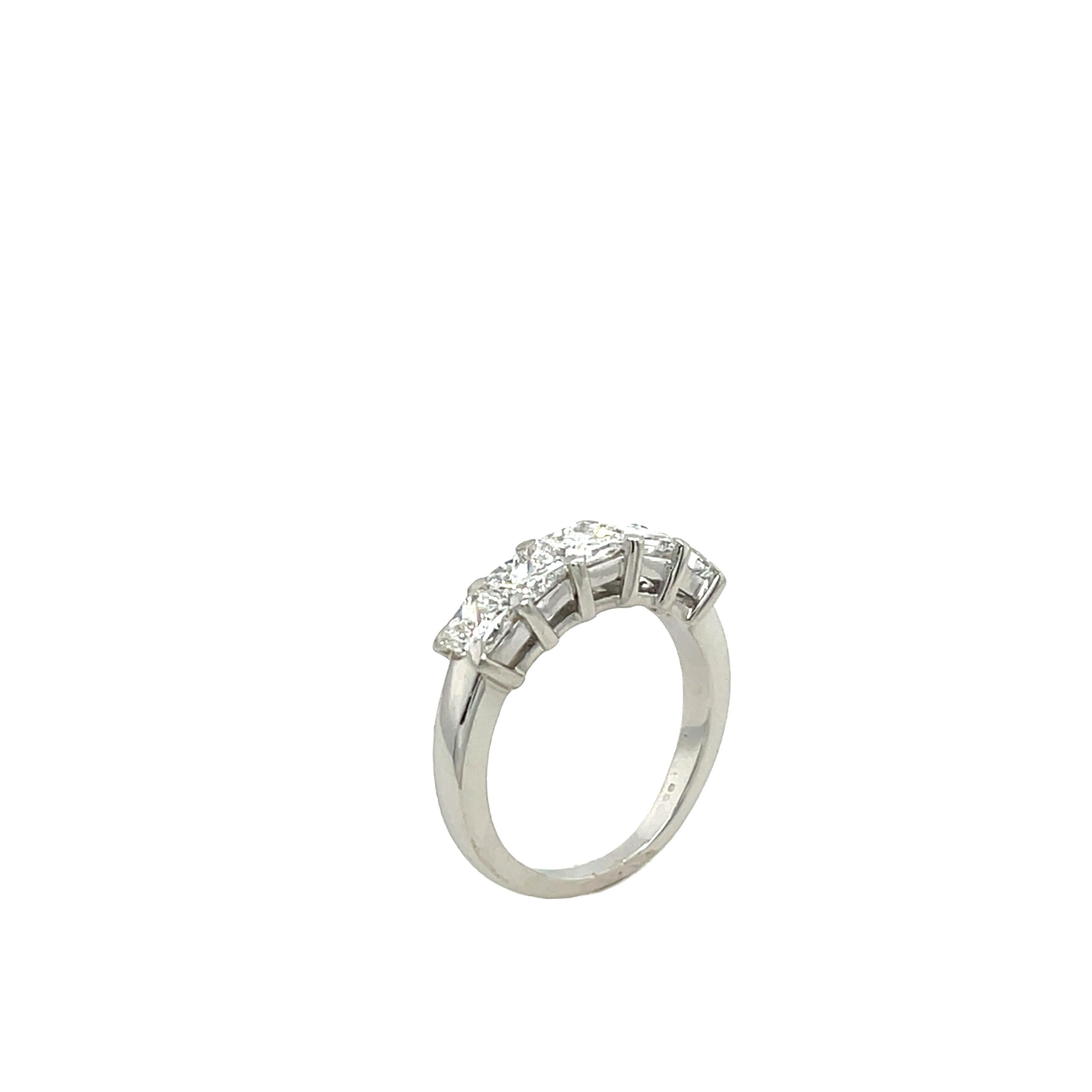 Platinum 5-Stone Diamond Ring, Set With 1.45ct Natural Diamonds In Excellent Condition In London, GB