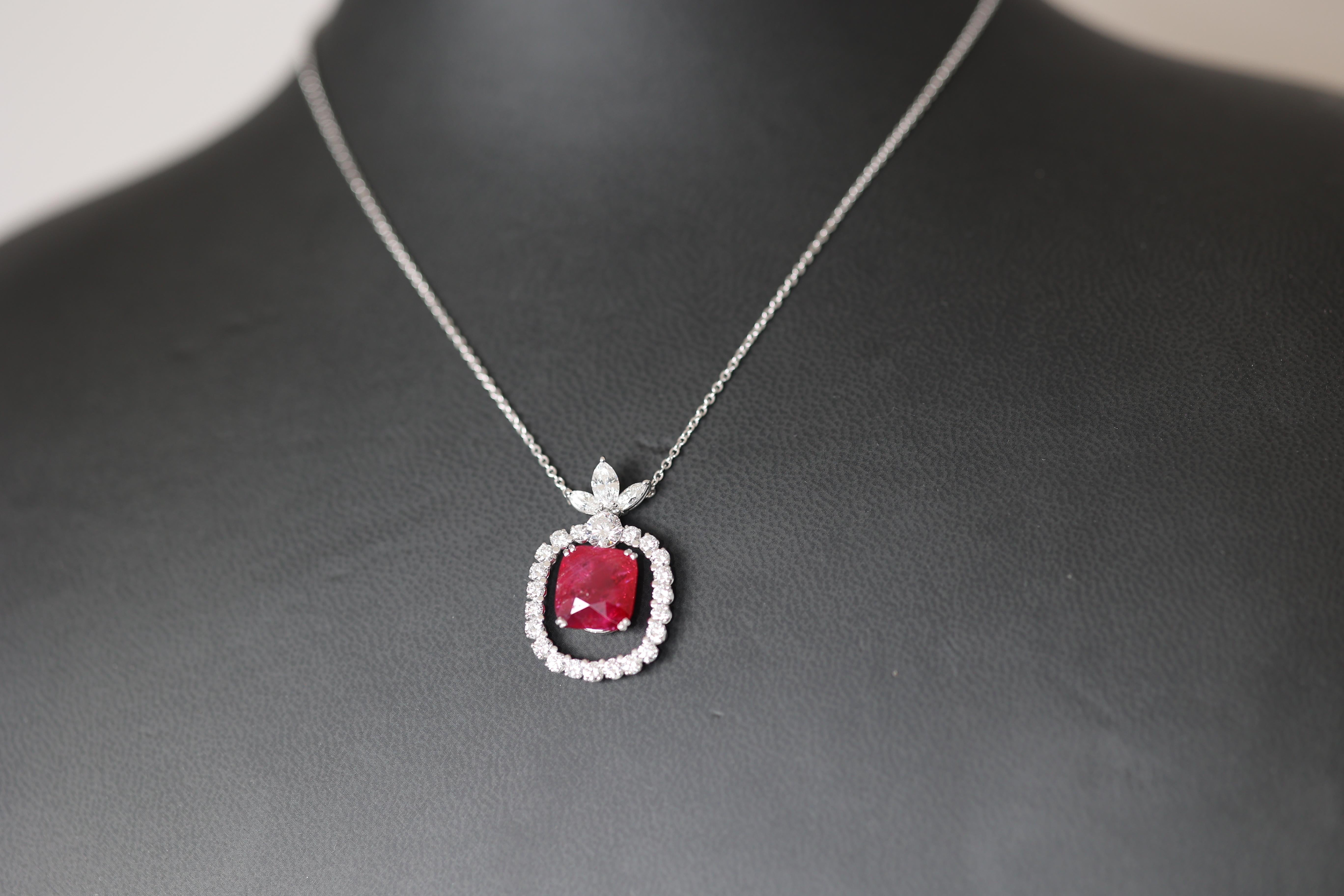 Platinum 5.22 Ct Ruby and Diamonds Ring & 8.89 Ct Ruby Necklace & Pear Bracelet 10