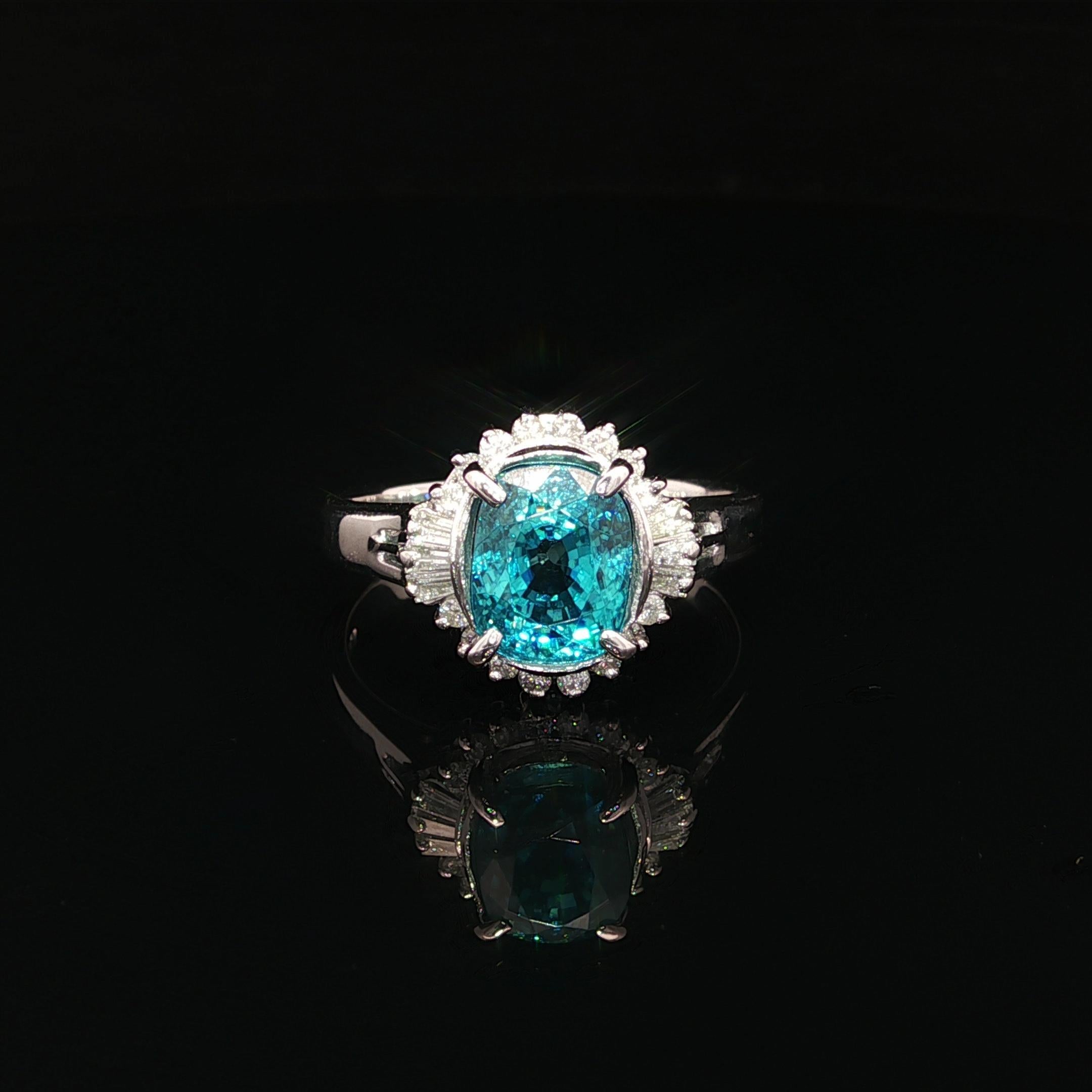 Anello in platino con zircone blu a cuscino e diamante da 5,46 ct. in vendita 6