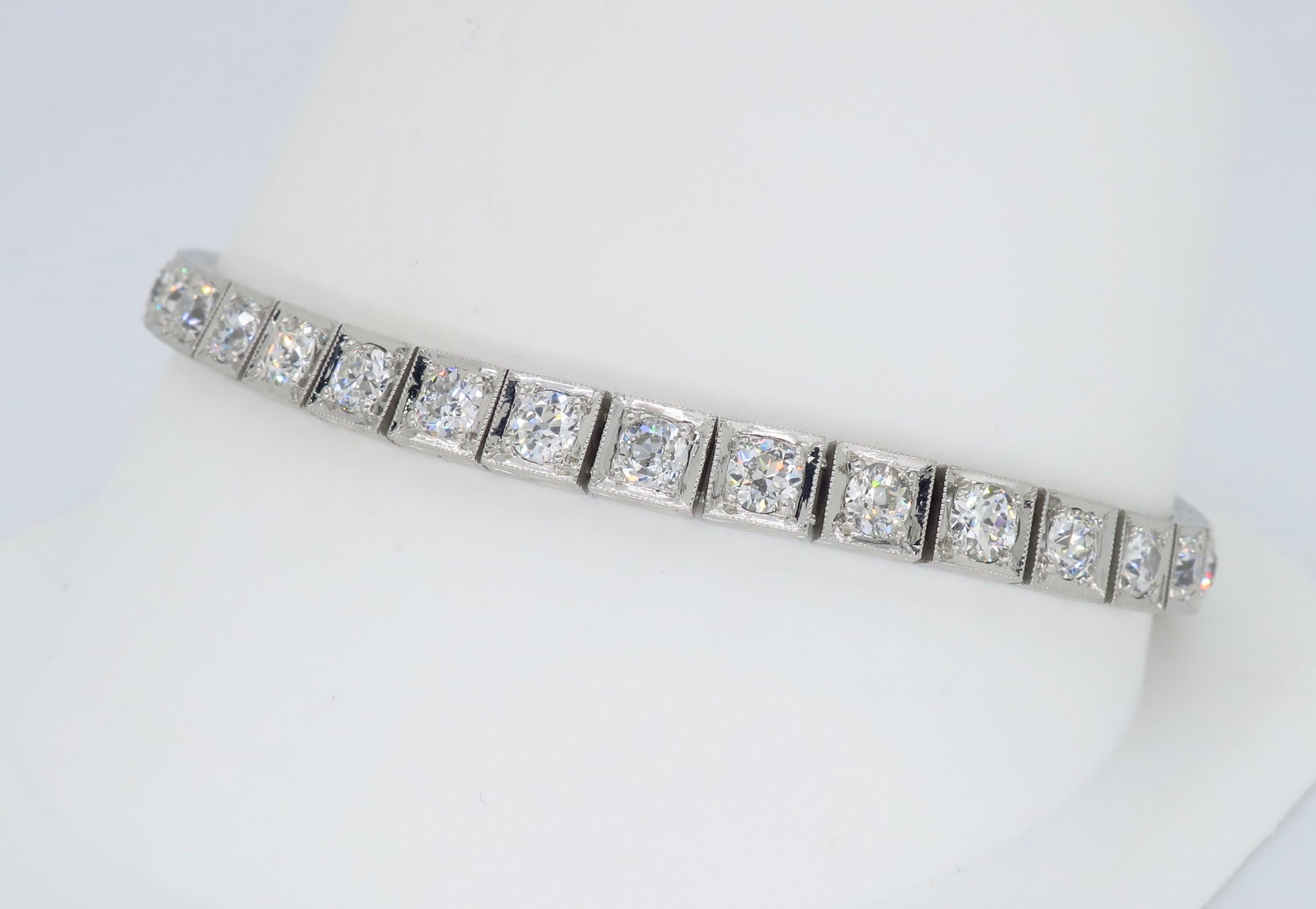 Women's or Men's Platinum 5.85 Carat Old European Cut Diamond Tennis Bracelet