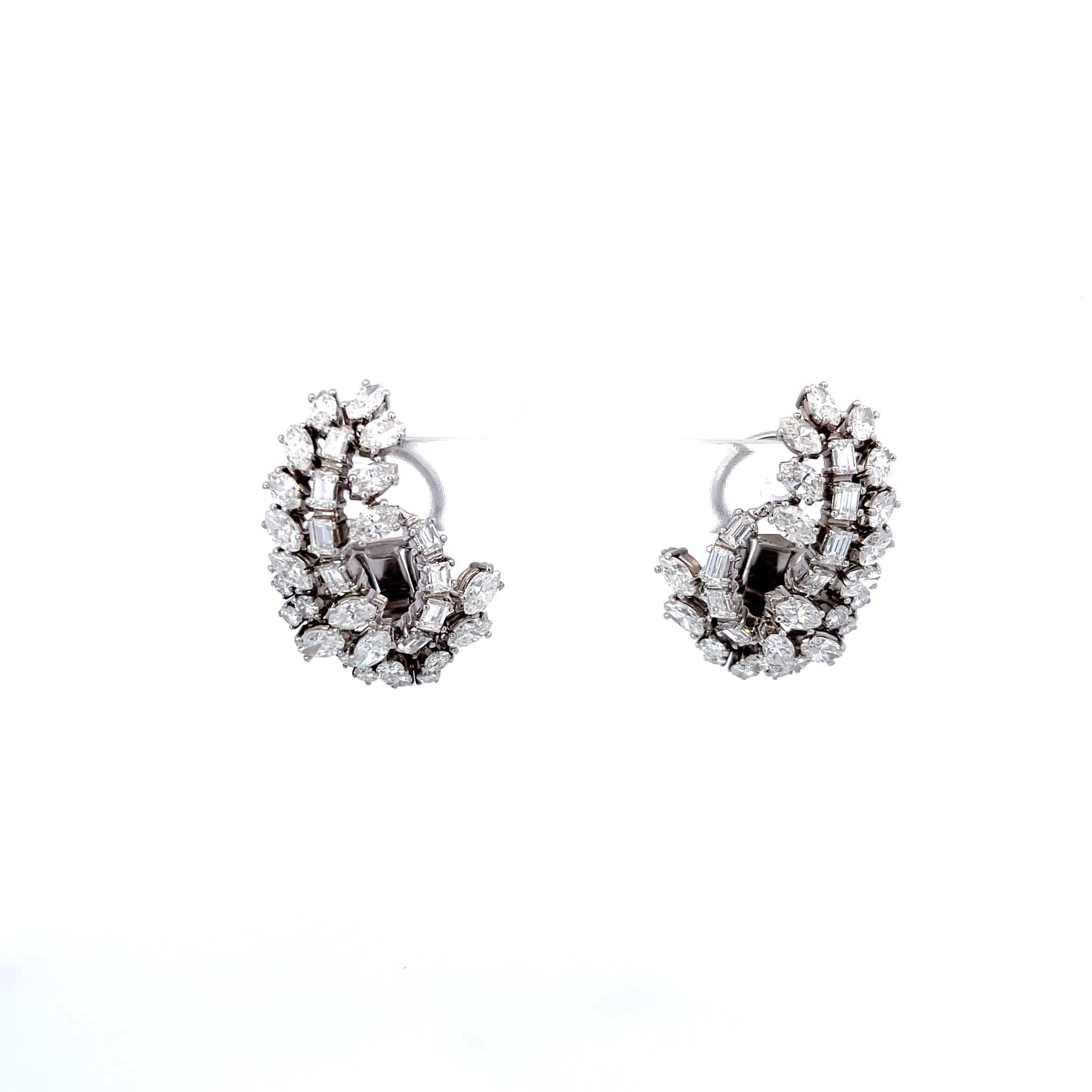 Platinum 5ctw Diamond Earrings In Good Condition For Sale In Dallas, TX