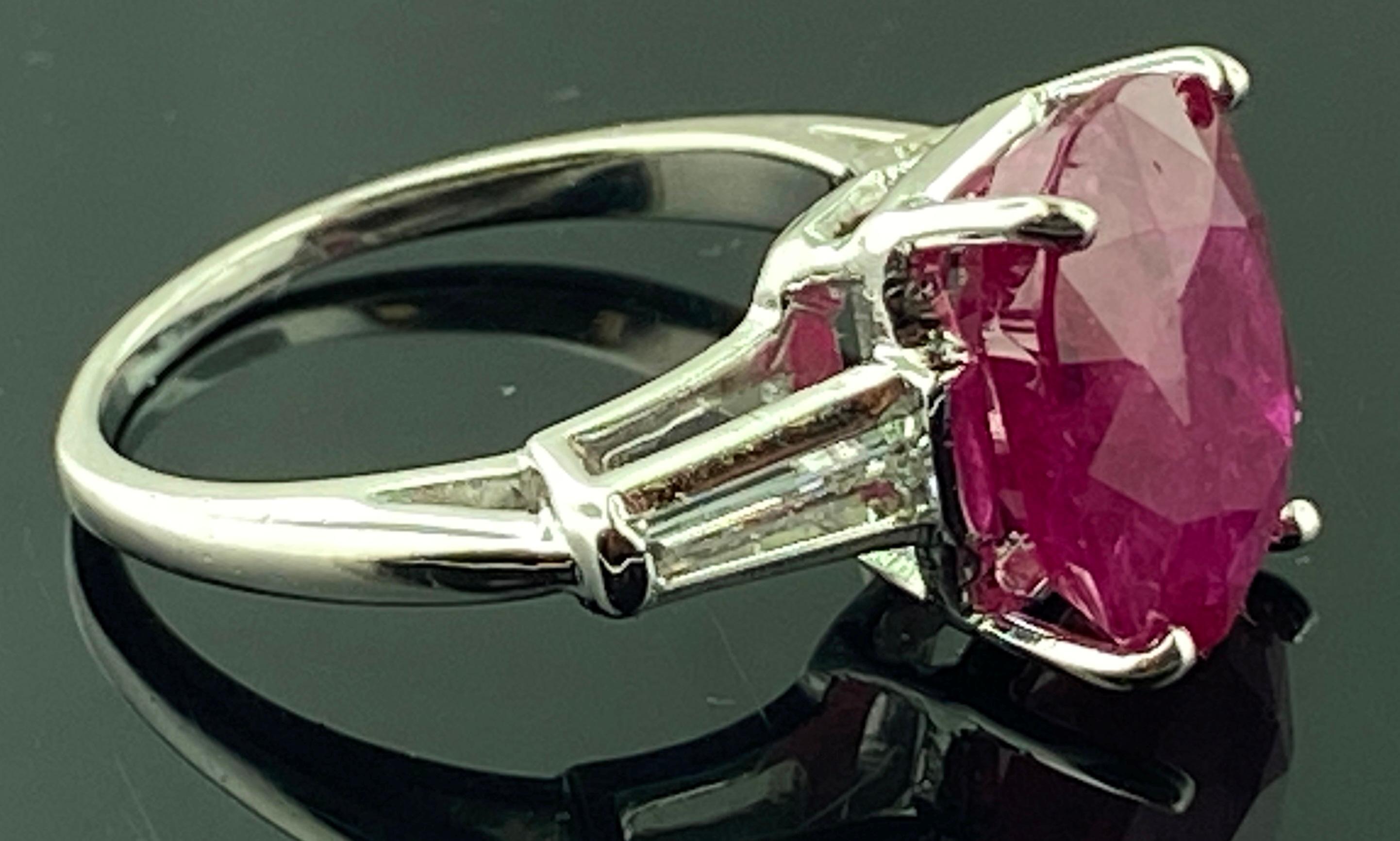 Platinum 6.22 Carat Ruby & Diamond Ring In Excellent Condition For Sale In Palm Desert, CA