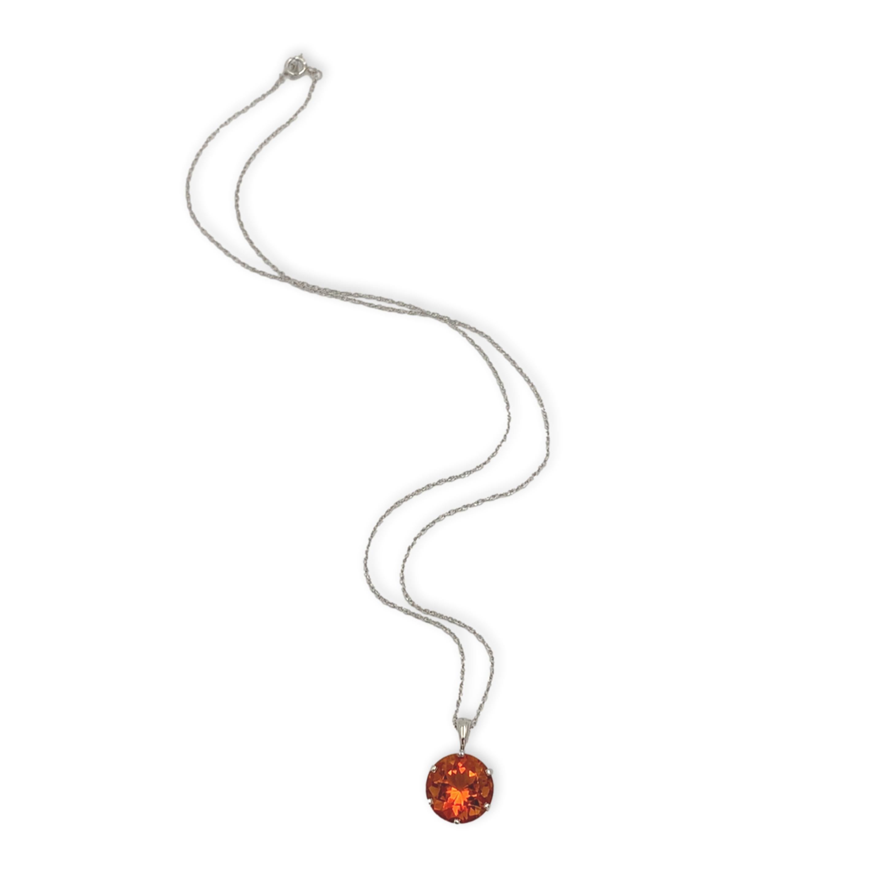 Taille brillant Citrine orange vibrante Irai ronde de 6,43 carats avec chaîne en platine de 18 pouces en vente