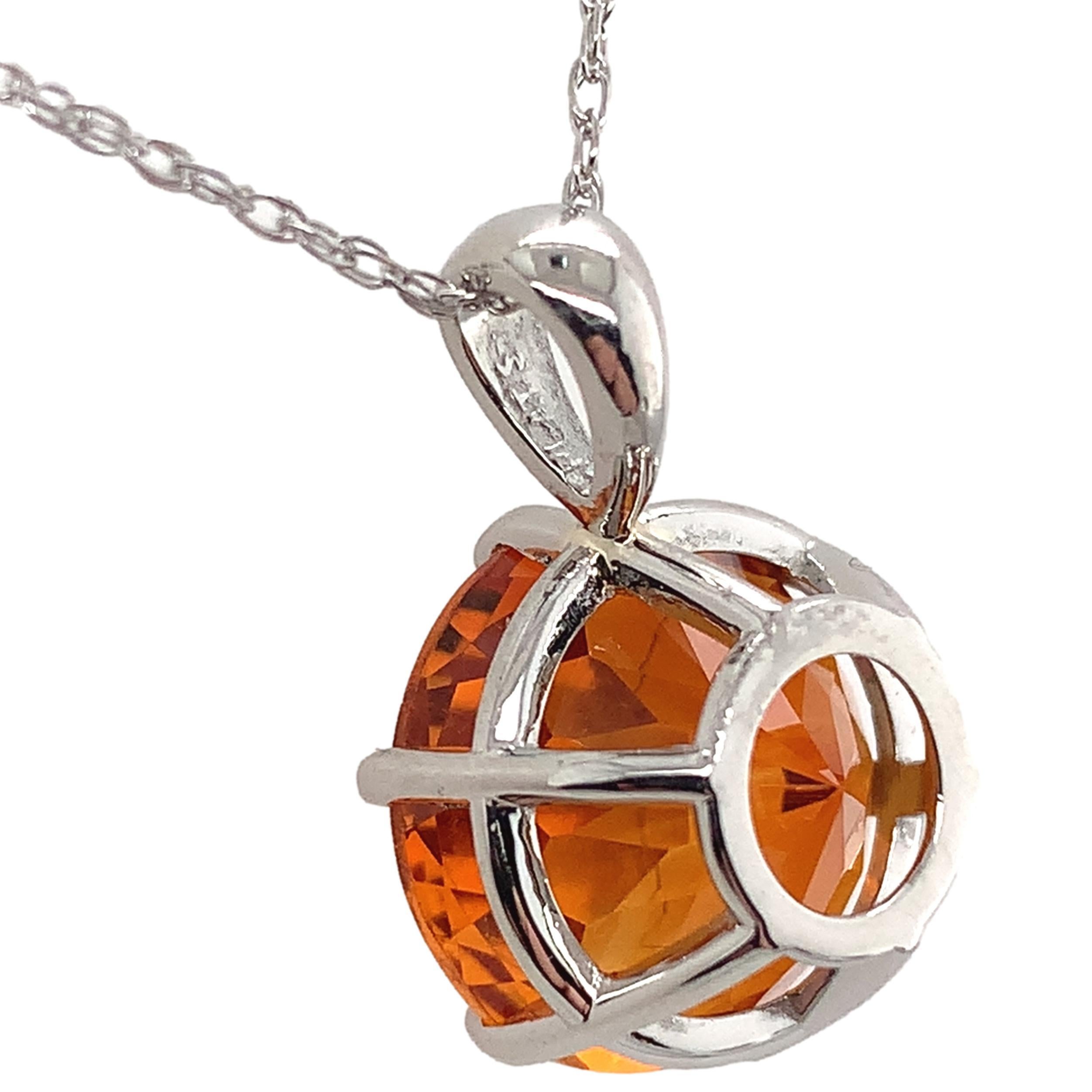 Citrine orange vibrante Irai ronde de 6,43 carats avec chaîne en platine de 18 pouces en vente 1