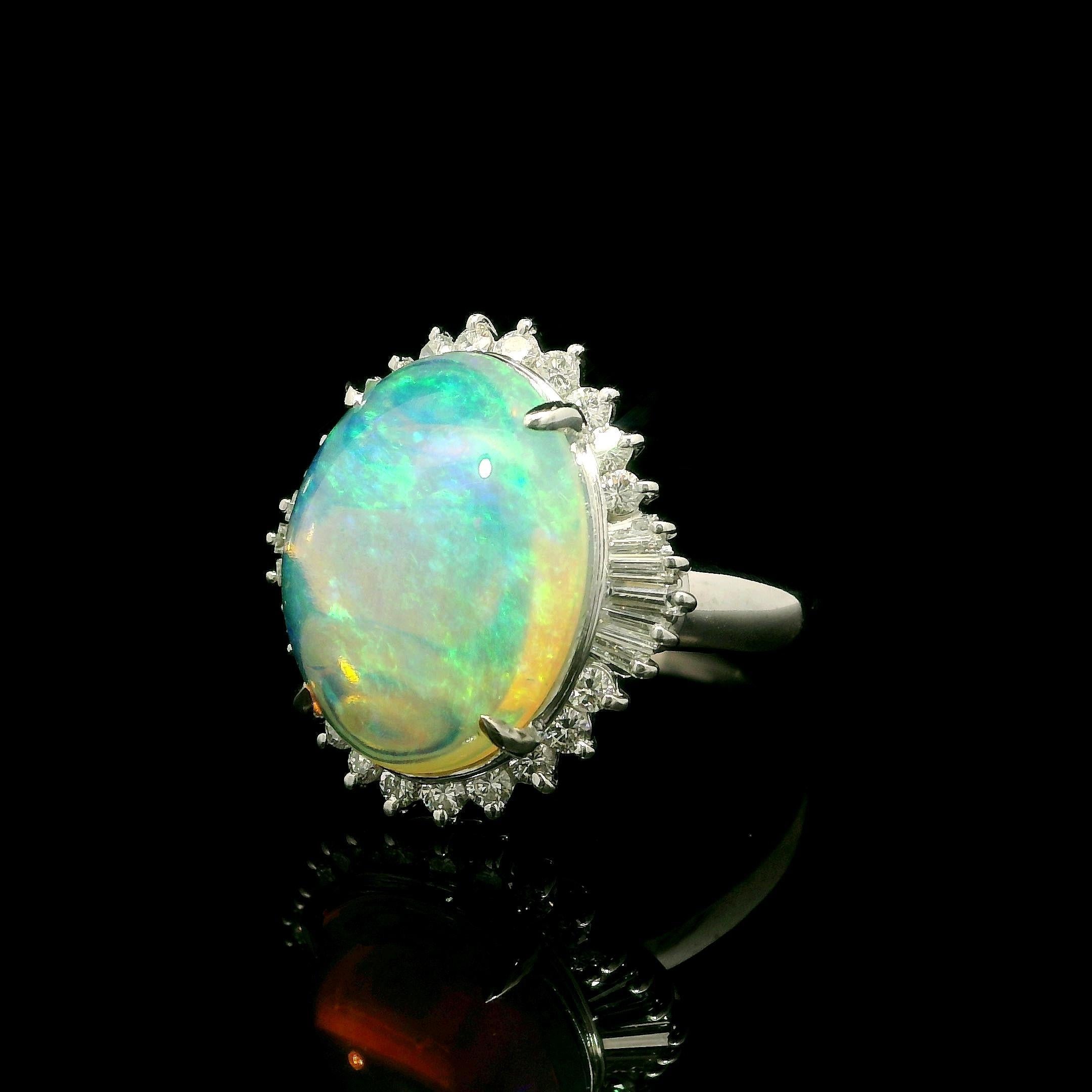 Platino 6,59ctw Opale australiano colorato e luminoso con anello a raggiera di diamanti in vendita 6