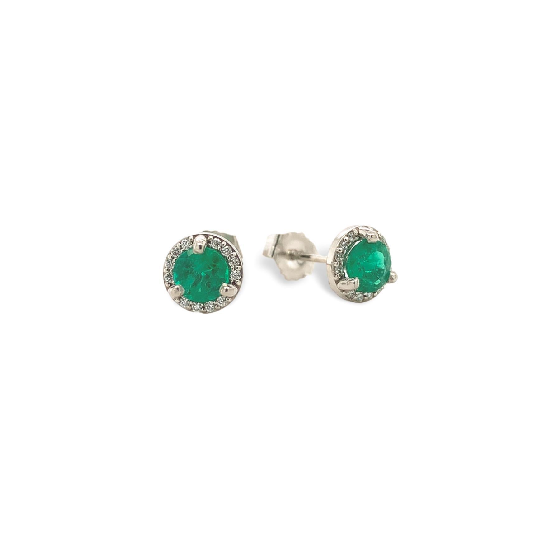 Round Cut Platinum .65cttw Fine Emerald and Diamond Stud Earrings For Sale