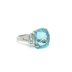 Platinum 6.92ctw Oval Aquamarine & Carre Step Cut Diamond Sides Ring