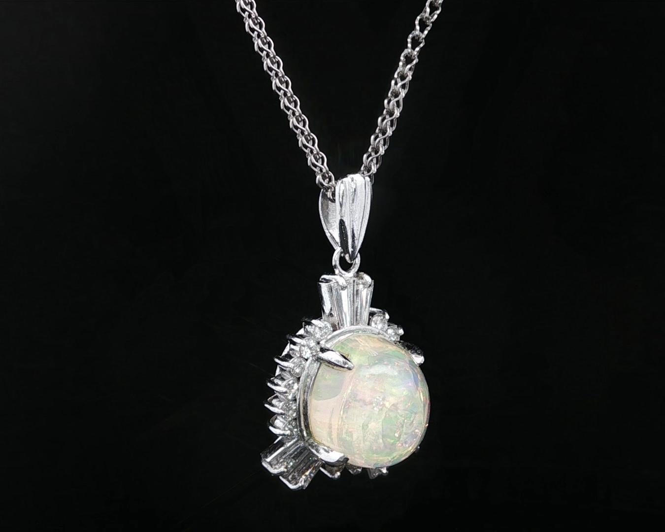 Platin 7,10ctw Oval Bunte Jelly Opal Einzigartige Diamant Grenze Anhänger Halskette im Angebot 9