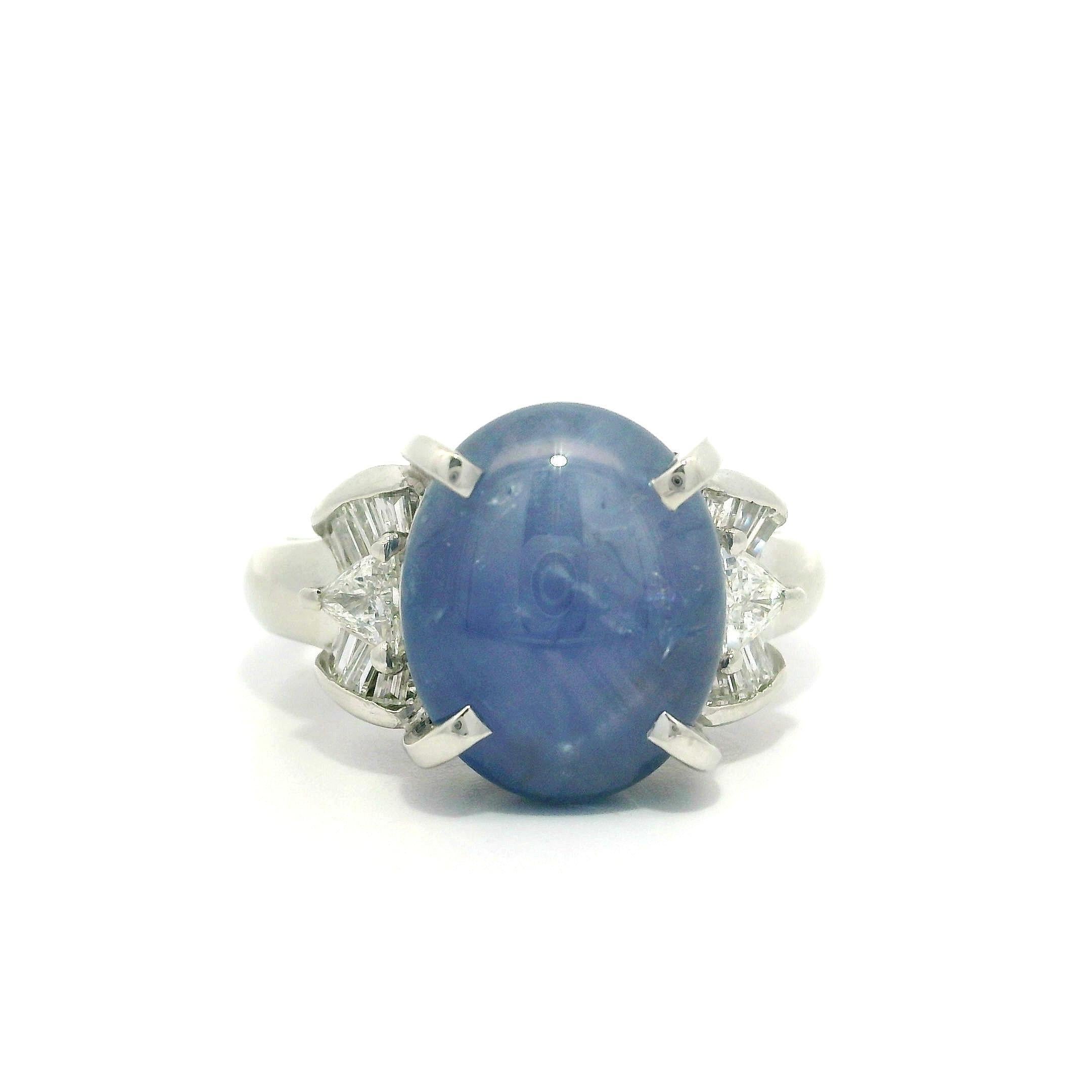 Anello in platino con zaffiro blu a stella cabochon e trilioni di diamanti a baguette da 7,16 carati in vendita 5