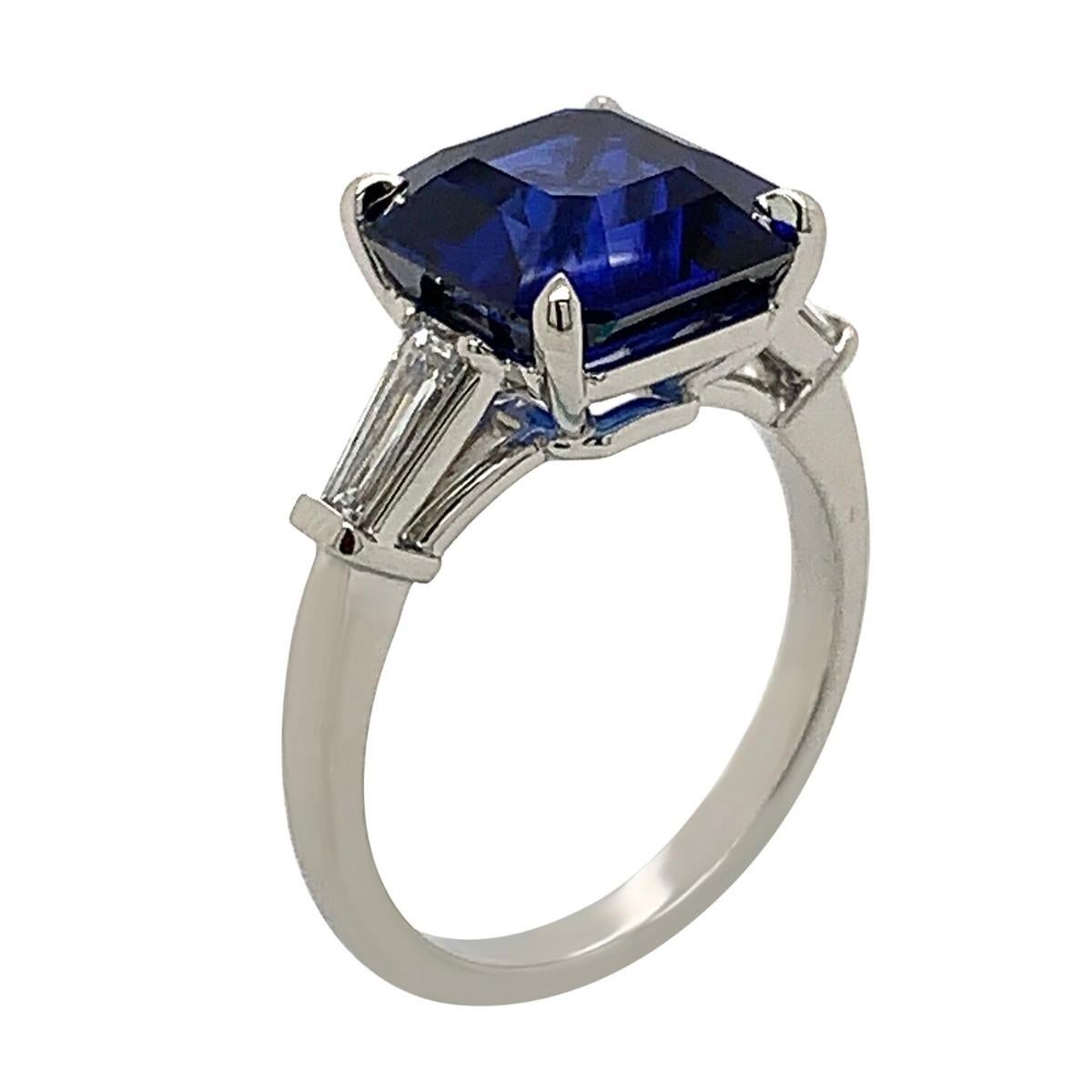 26-171

Platinum

Origin: Sri Lanka

7.18 CT Sapphire 0.42 CT Diamond

Octagonal Shape

Vivid Blue Color( GRS Type 