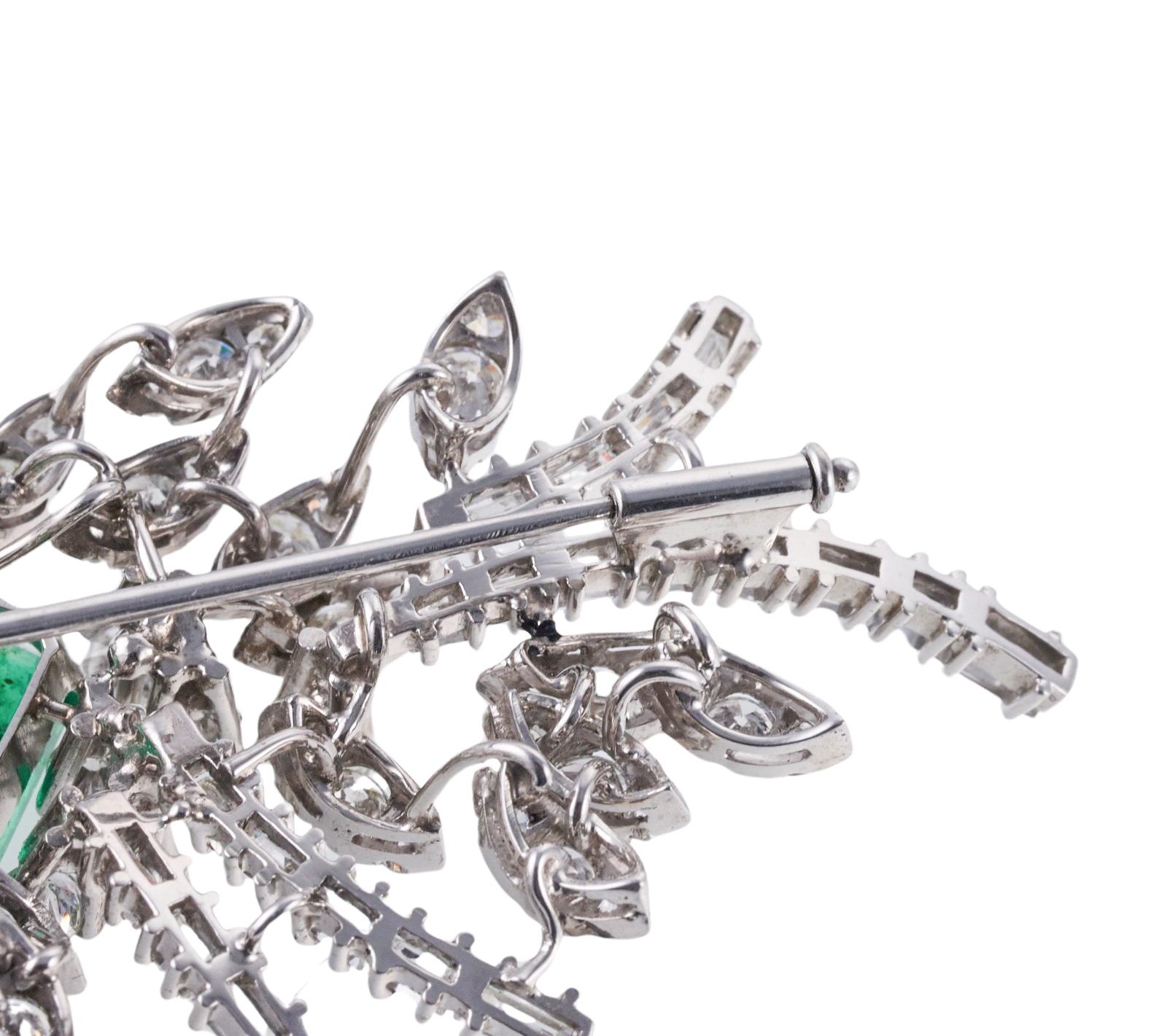 Platinum 7.50 Carat Emerald Diamond Brooch Pin For Sale 1