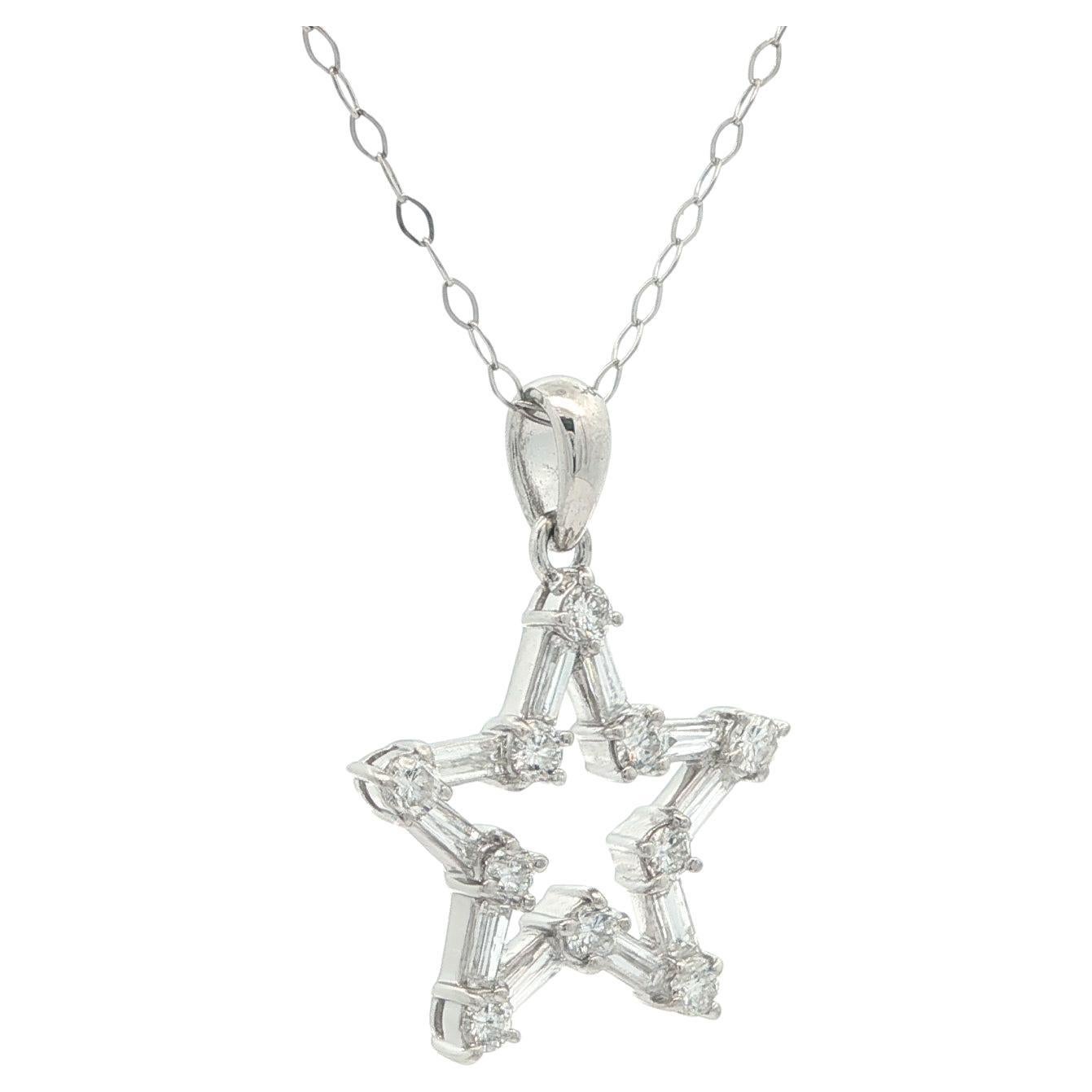 Ciondolo a stella aperto con cornice di diamanti tondi e baguette in platino da 0,75 ct. in vendita