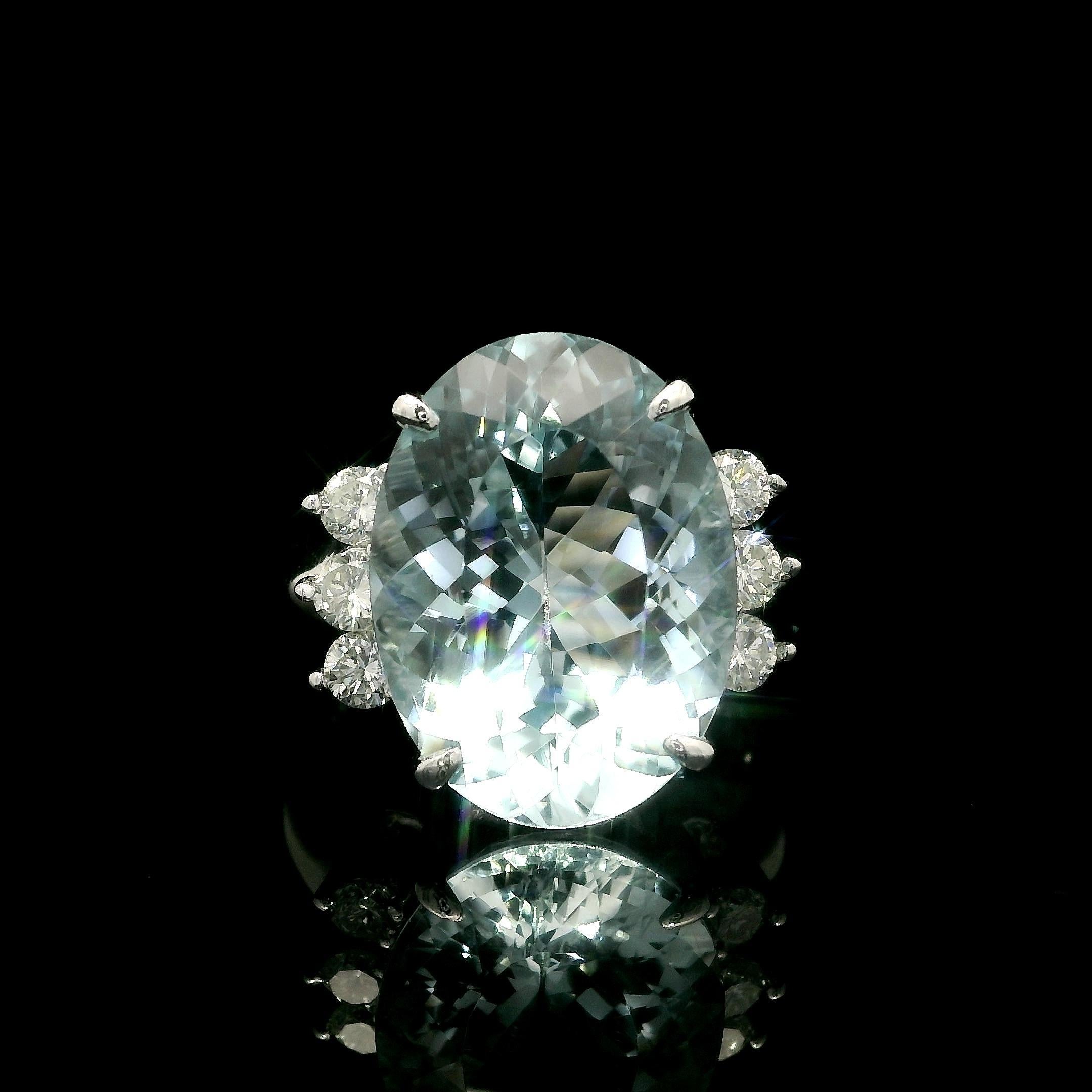 Platinum 7.65ctw Large Oval Aquamarine w/ Diamond Sides Statement Cocktail Ring For Sale 3
