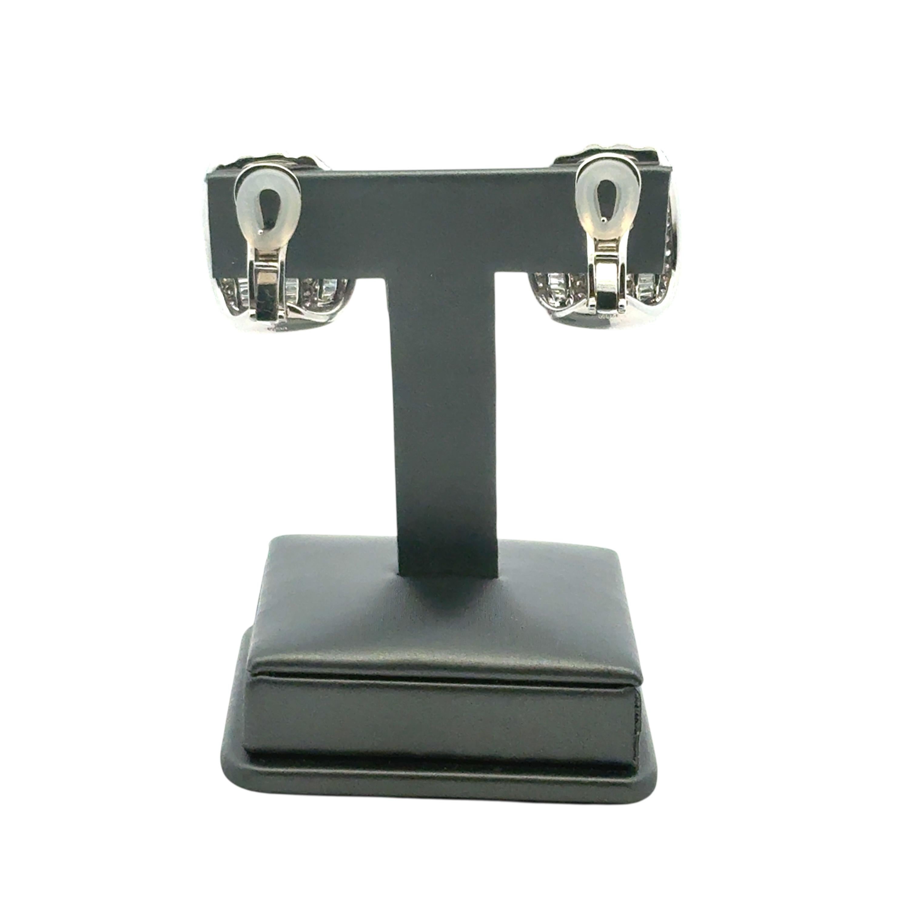 Platinum 7.90ctw Natural Baguette and Round Diamond Earrings In Excellent Condition For Sale In Boca Raton, FL