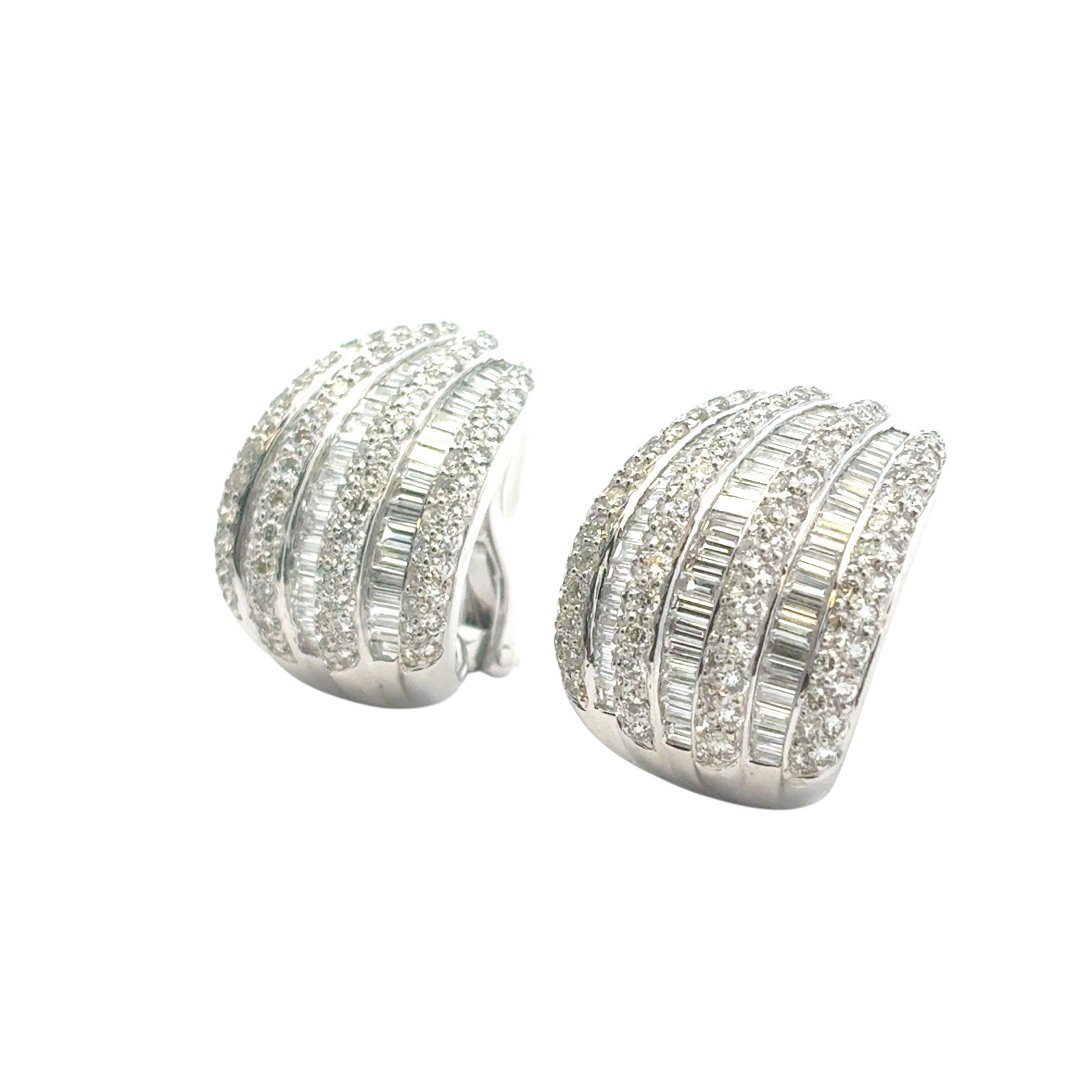 Platinum 7.90ctw Natural Baguette and Round Diamond Earrings For Sale 1