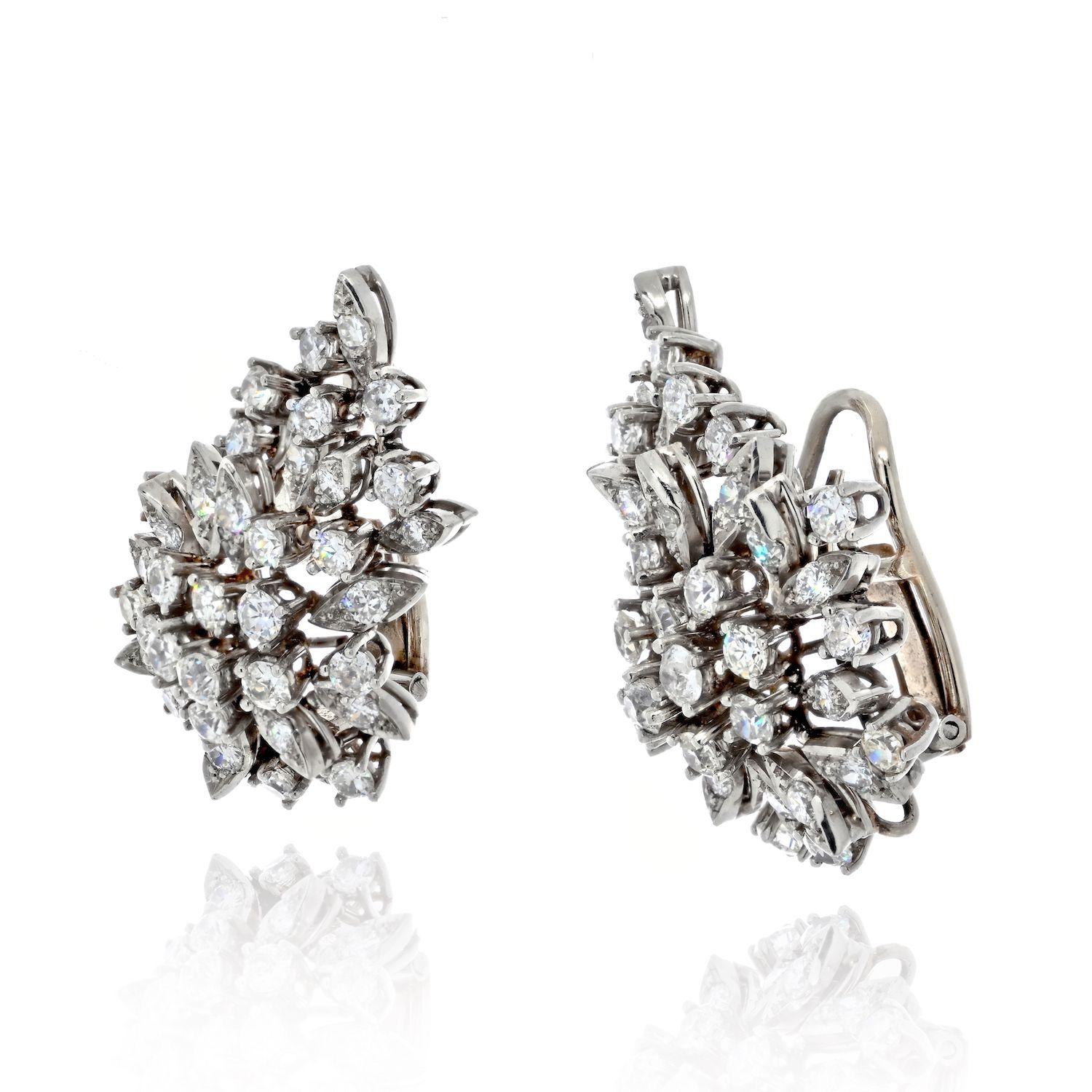 Platinum 8 Carat Round Diamond Cluster Clip Earrings.
Lovely estate earrings that are perfect for the mother of the bride or for you to wear on your next event. Brilliant sparkle, made in platinum, durable, quality pair. This is an estate pair and